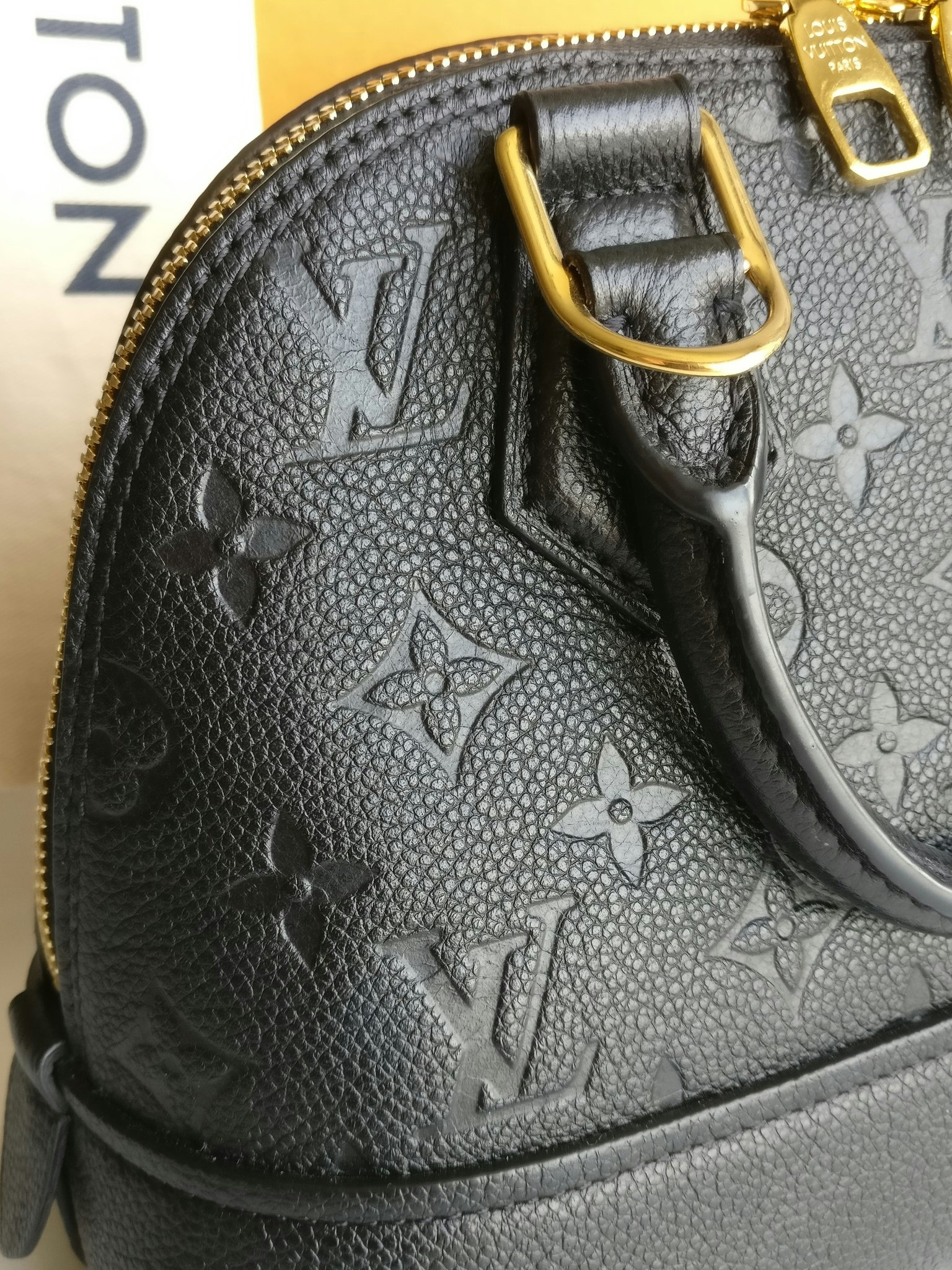 Louis Vuitton Monogram Empreinte Leather Neo Alma BB M44829-beige