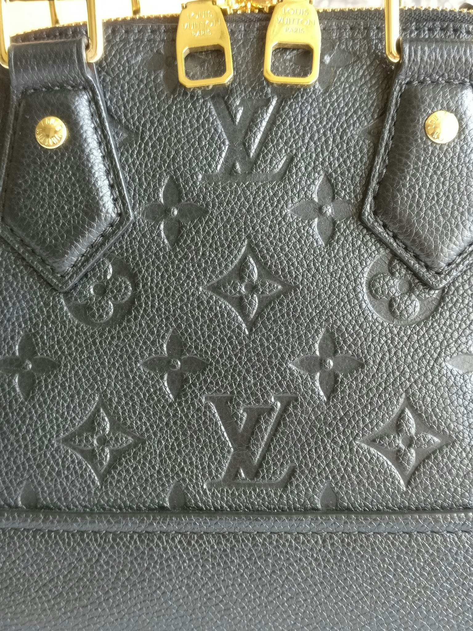 Louis Vuitton Beige Monogram Empreinte Neo Alma BB QJB06Y3AI2031