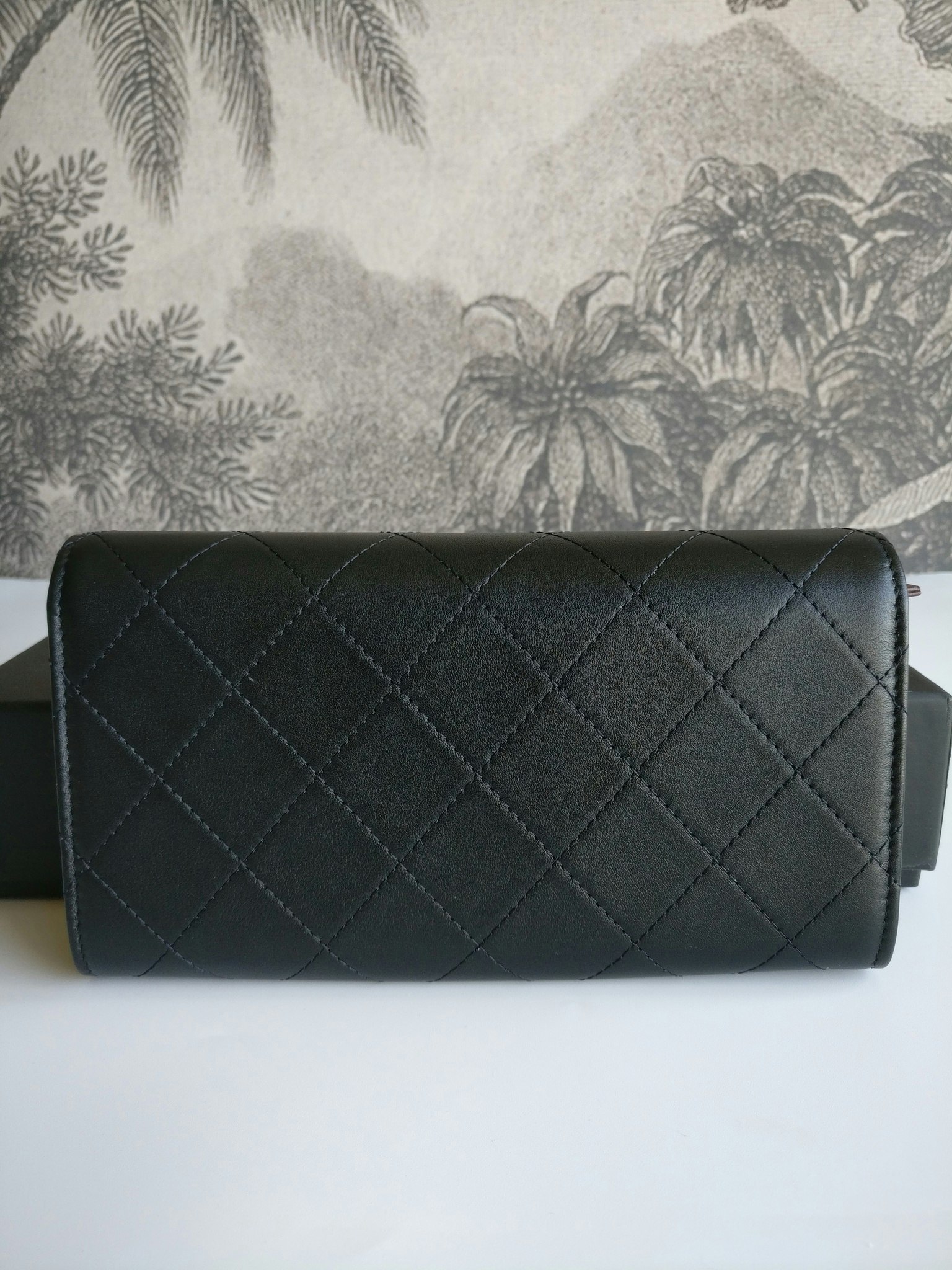 Chanel wallet black calf leather