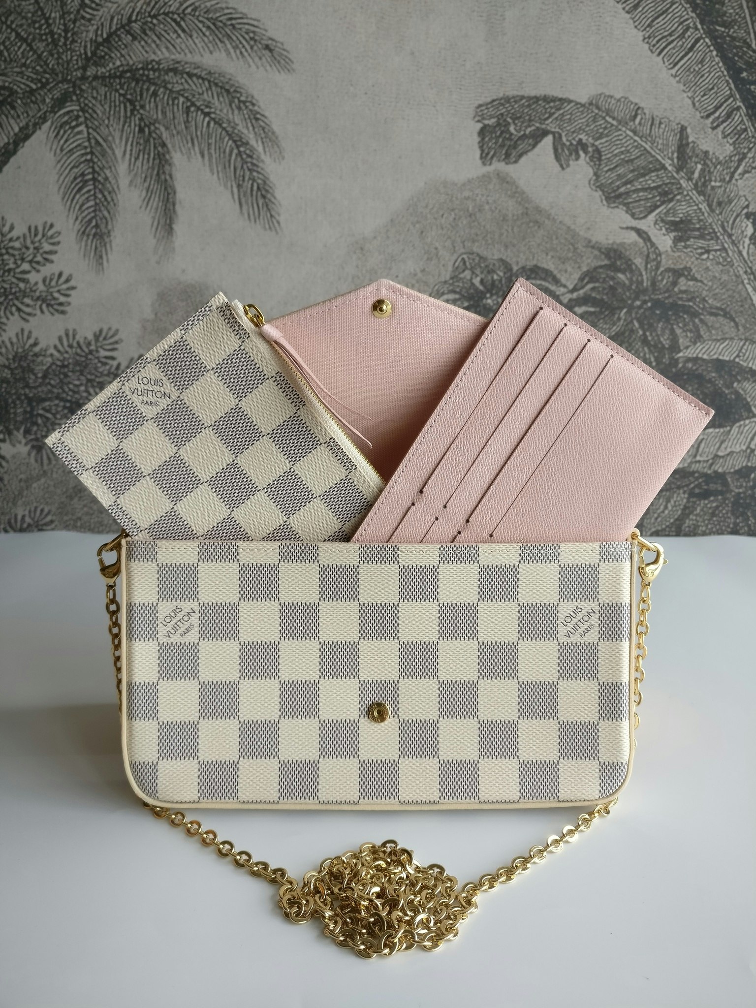 Louis Vuitton Pochette Felicie