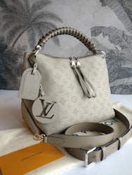 Louis Vuitton Beaubourg MM Hobo