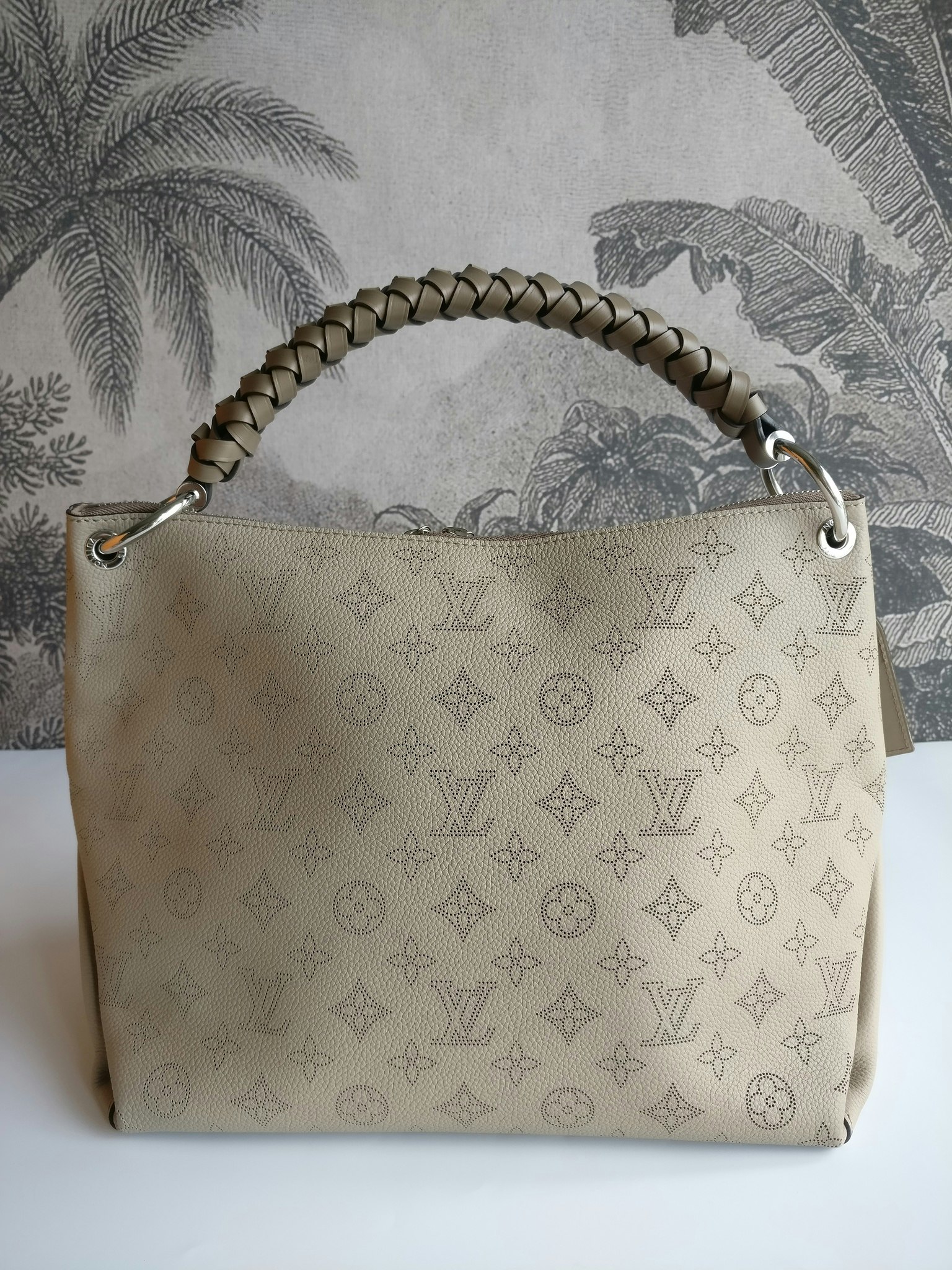 Louis Vuitton Beaubourg Shoulder bag 377080