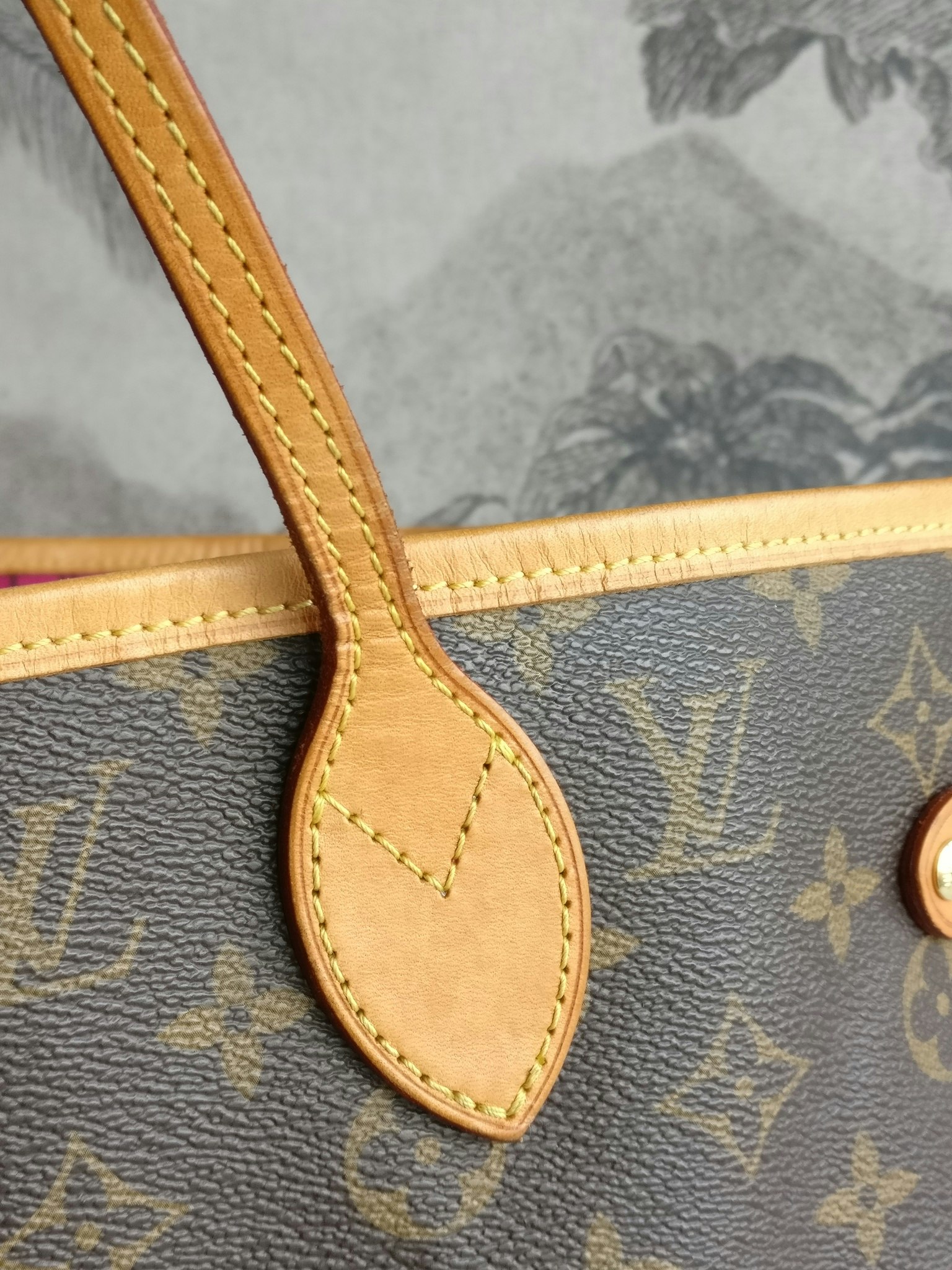 Louis Vuitton Neverfull MM