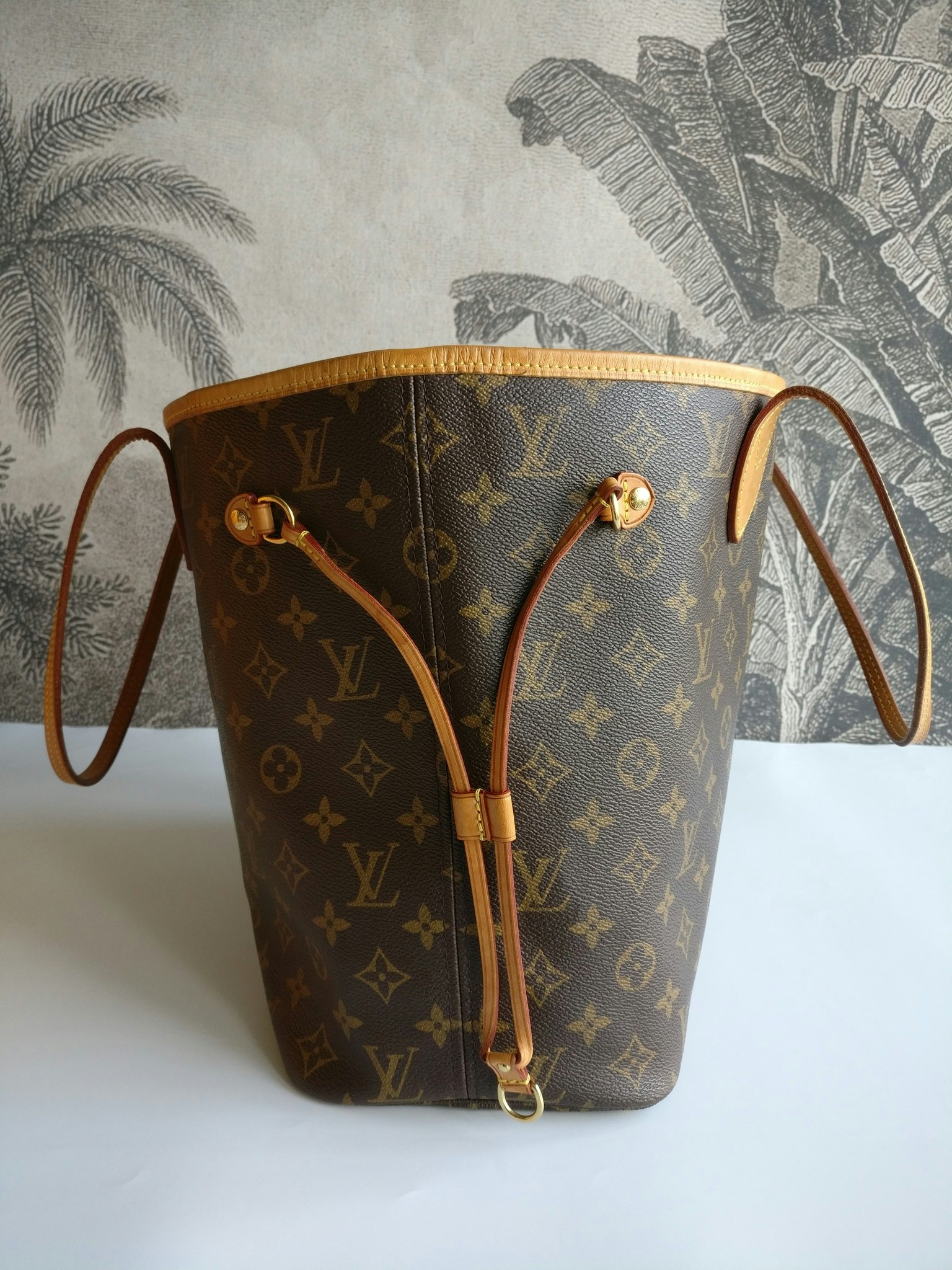 Louis Vuitton Neverfull MM