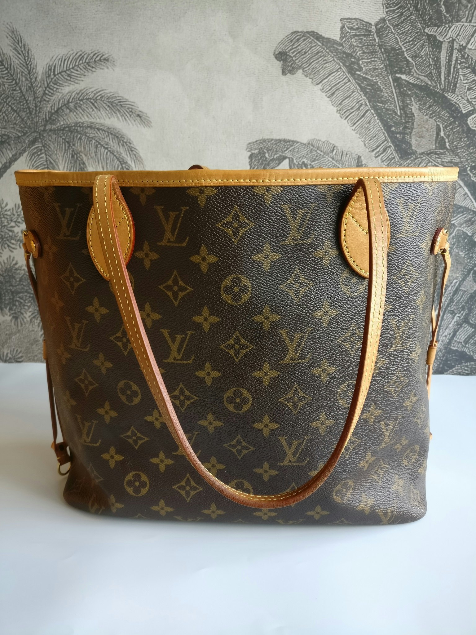 Louis Vuitton Neverfull MM