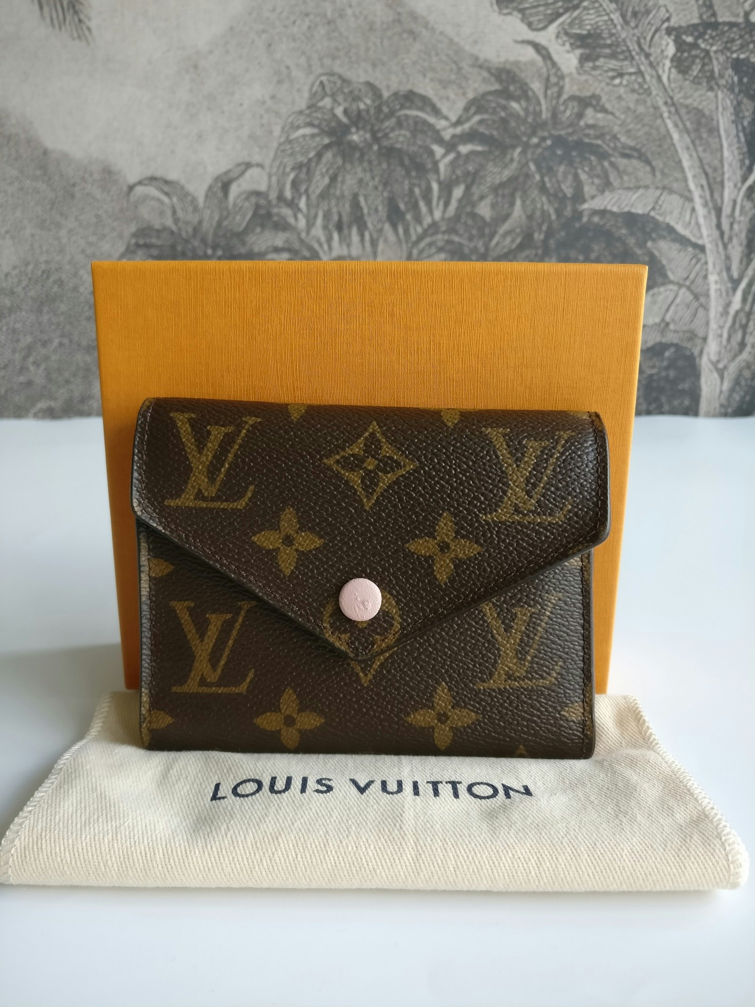 Louis Vuitton Victorine Wallet