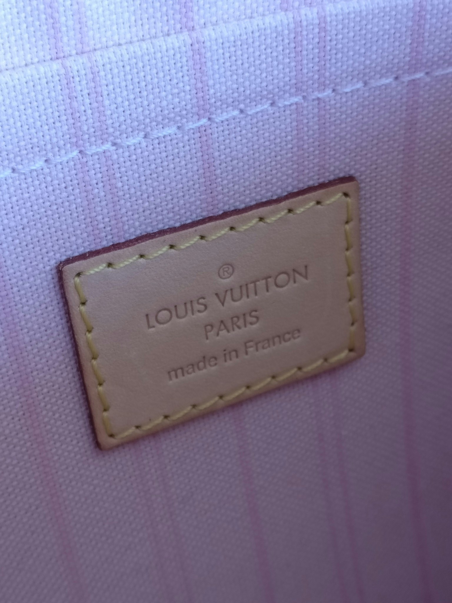 Louis Vuitton Neverfull MM clutch