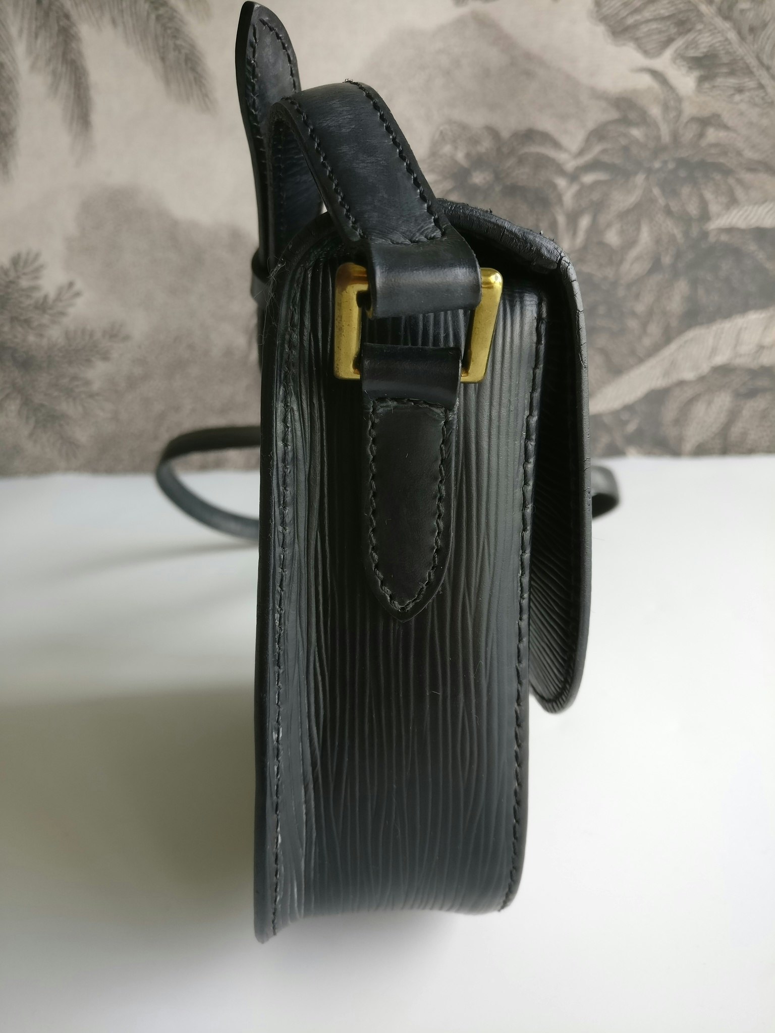 Louis Vuitton St Cloud PM black epi