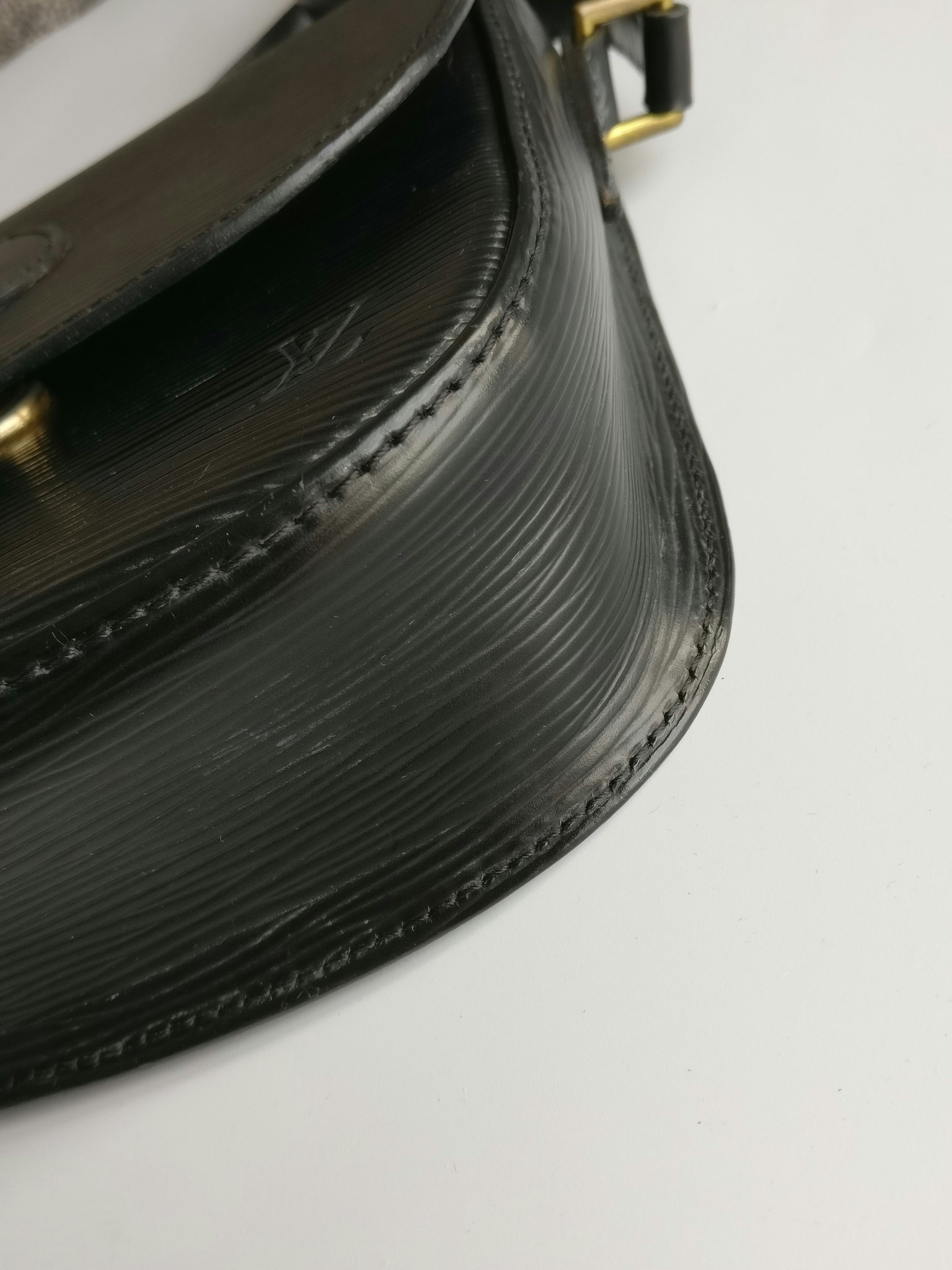 Louis Vuitton St Cloud PM black epi