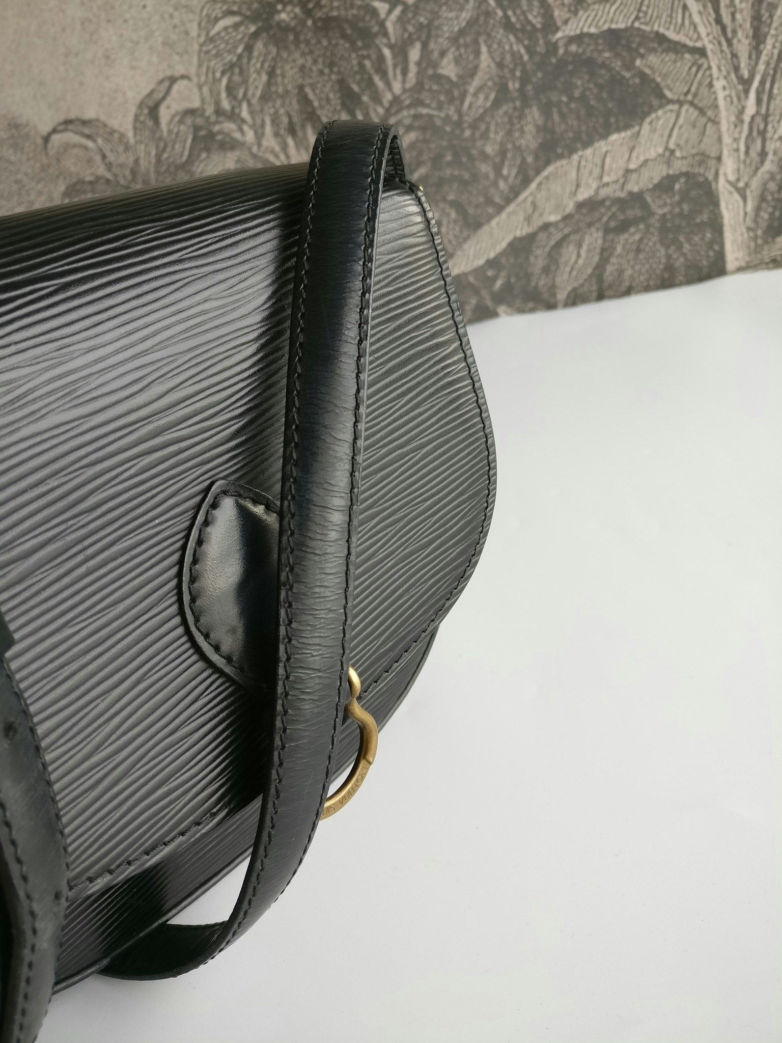 Louis Vuitton St Cloud PM black epi