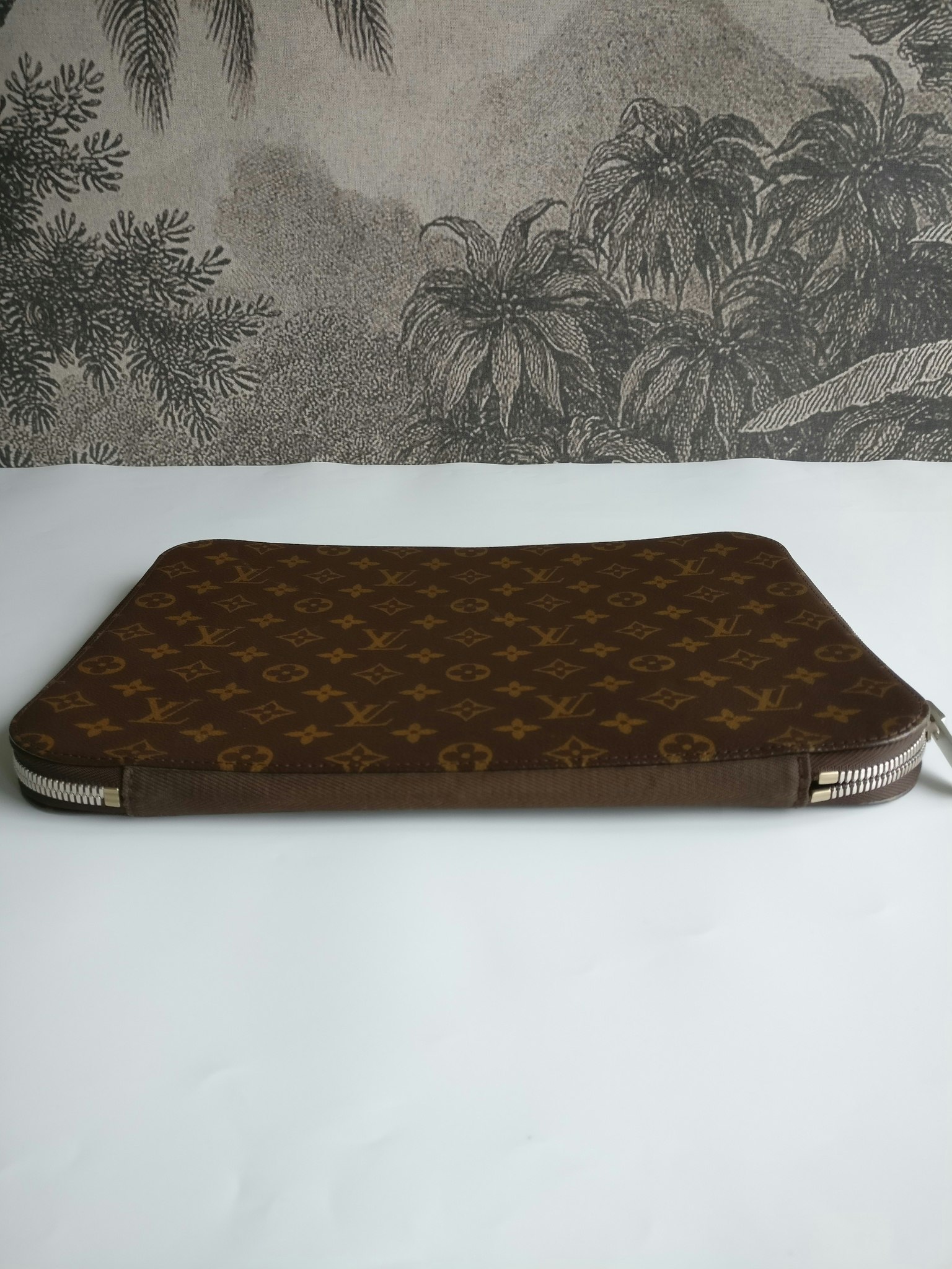 Louis Vuitton Horizon Laptop Portfolio Case - Good or Bag