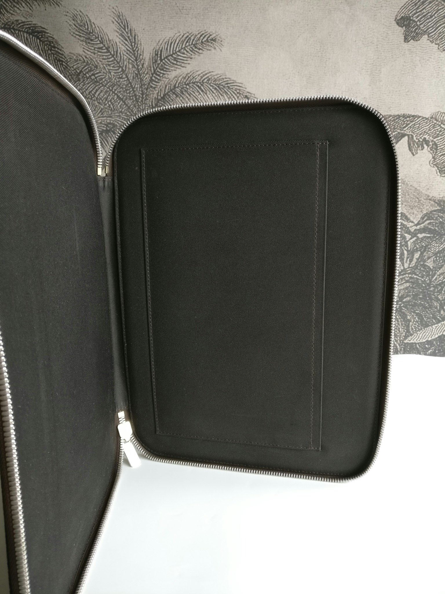 Louis Vuitton Horizon Laptop Portfolio Case