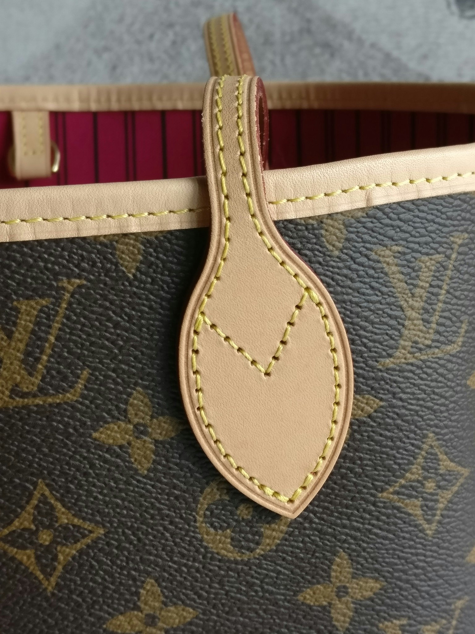 Louis Vuitton Neverfull MM