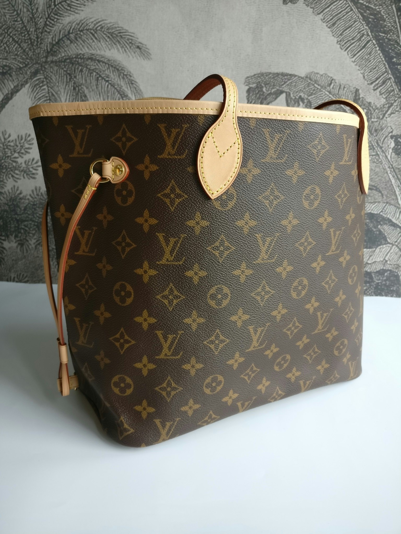 Louis Vuitton Neverfull MM