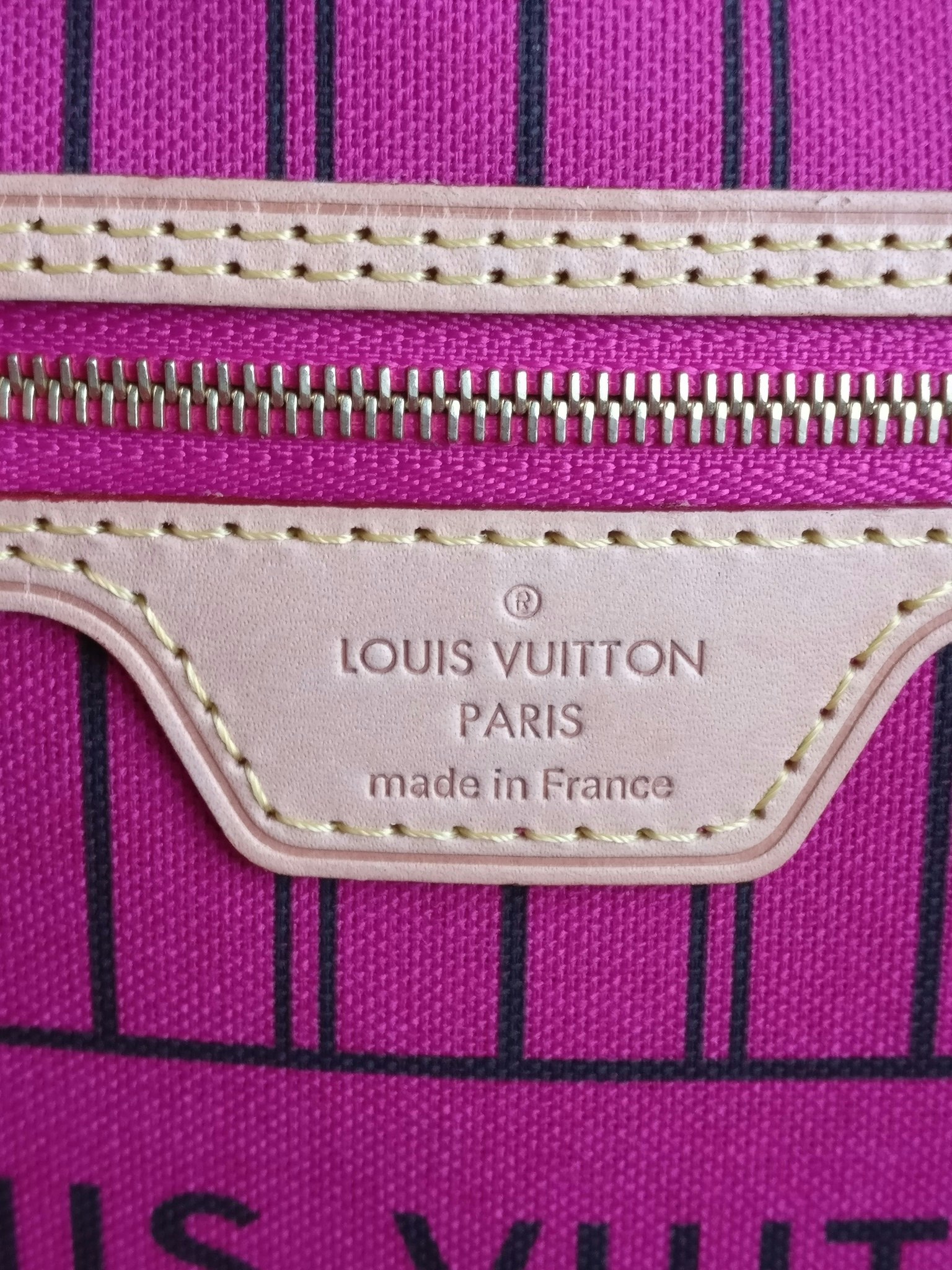 Louis Vuitton Neverfull MM