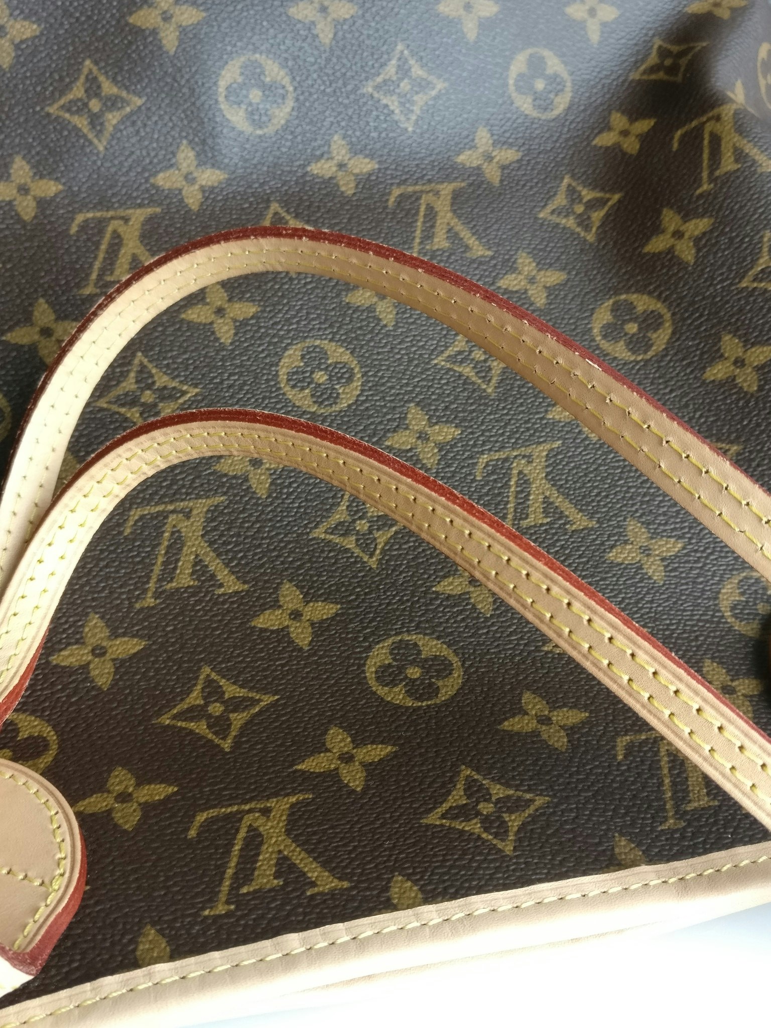 Louis Vuitton Neverfull MM