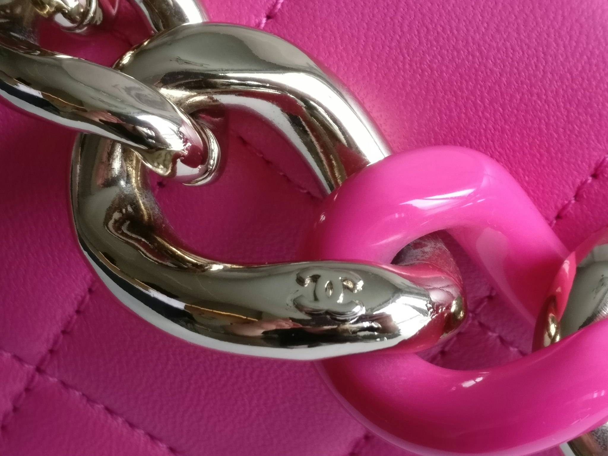 Chanel Elegant Chain Bag