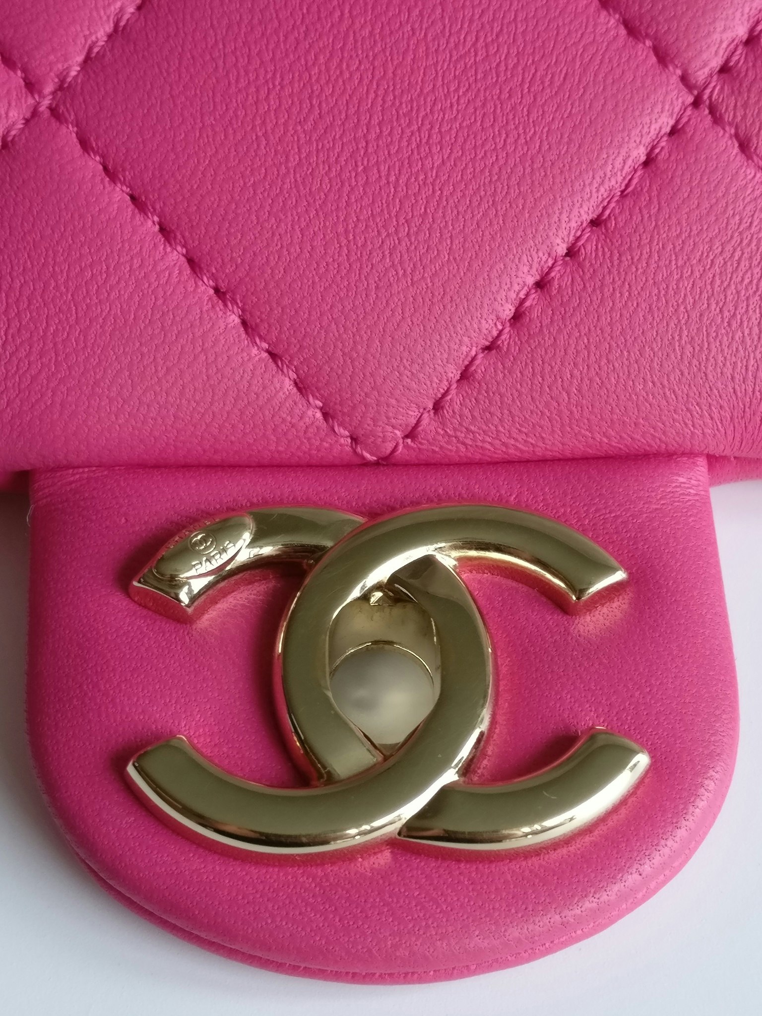 Chanel Elegant Chain Bag