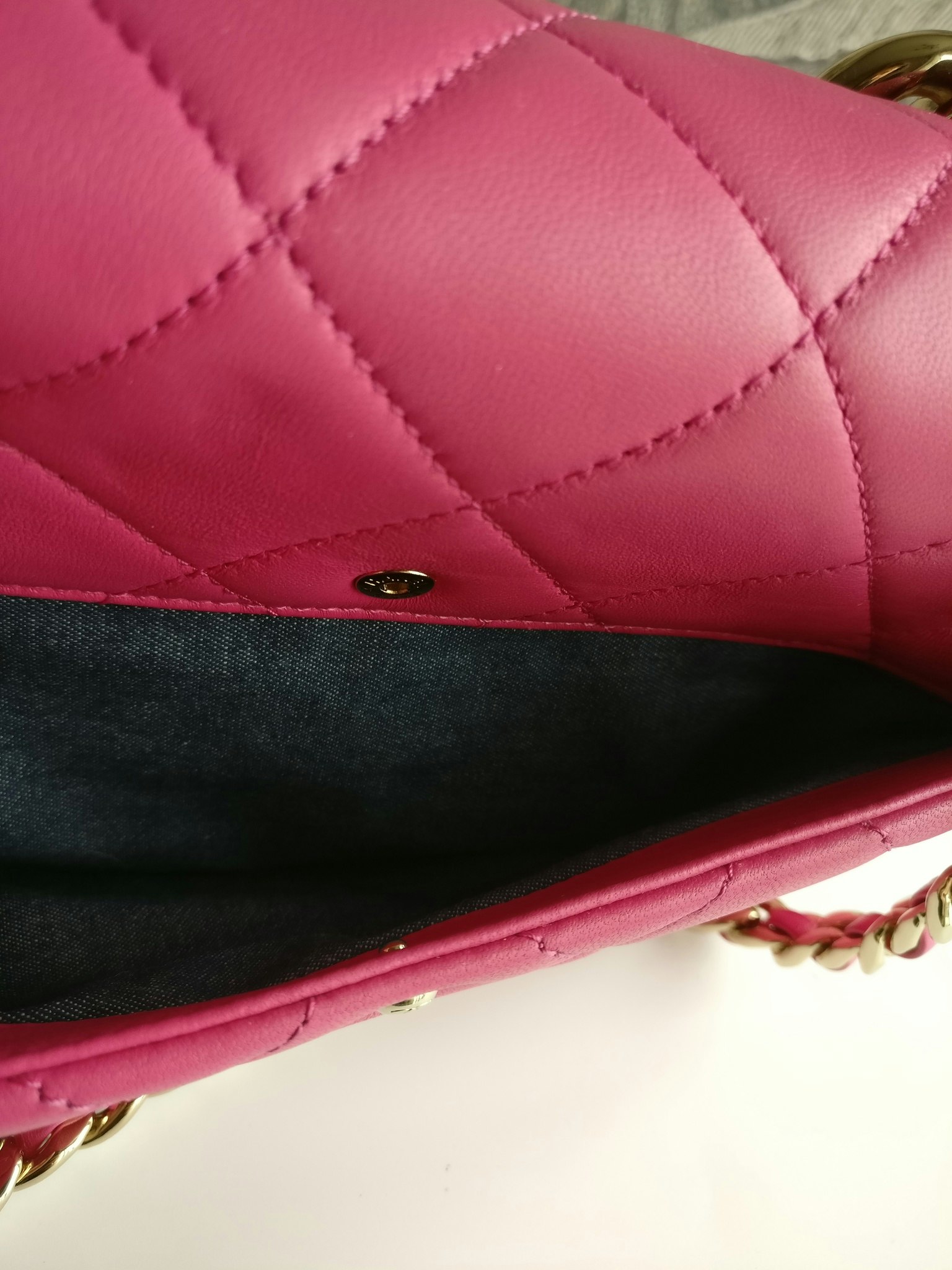 Chanel Elegant Chain Bag