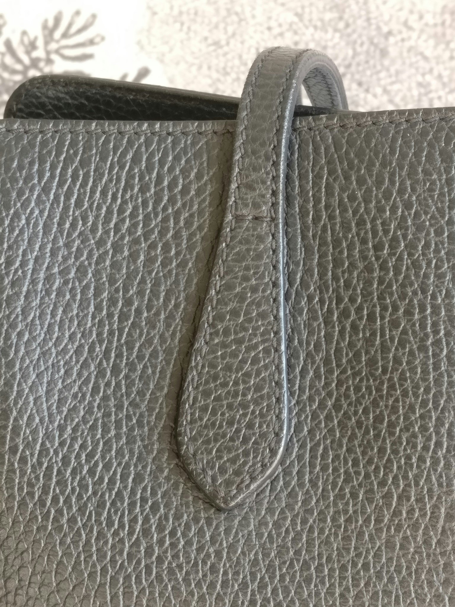 Gucci Small Swing Tote