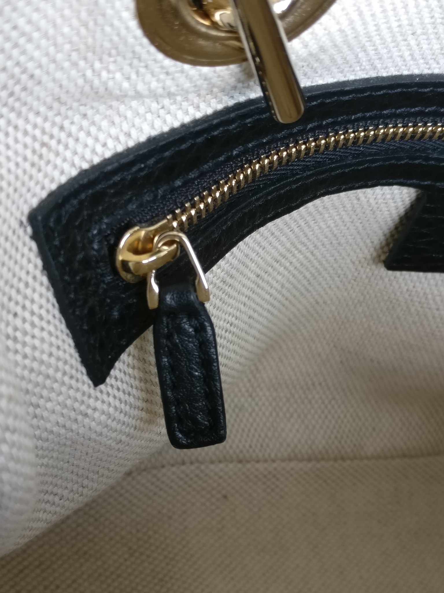 Gucci Soho Double Chain Bag