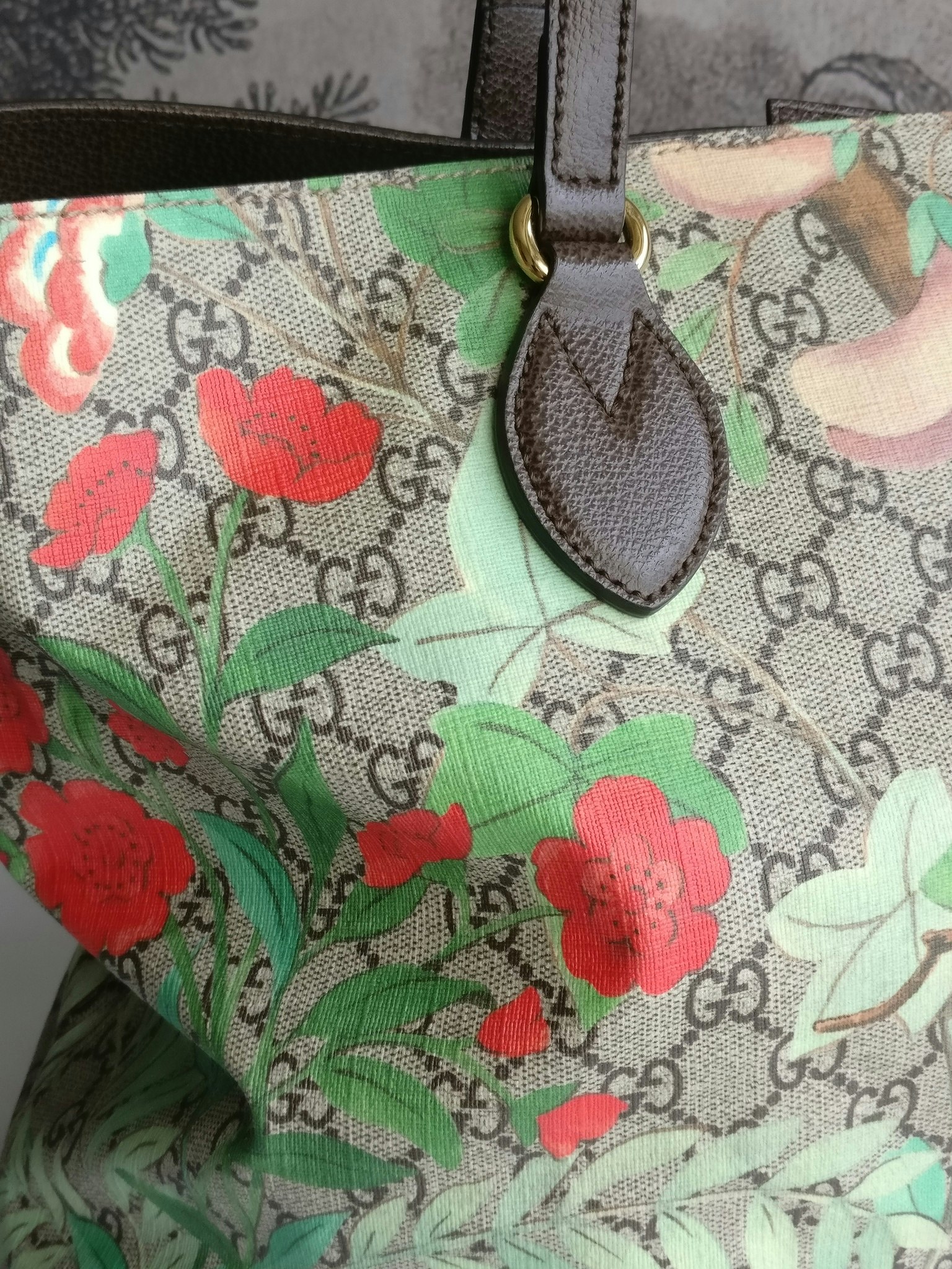 Gucci Soft GG Supreme Tian Floral Tote