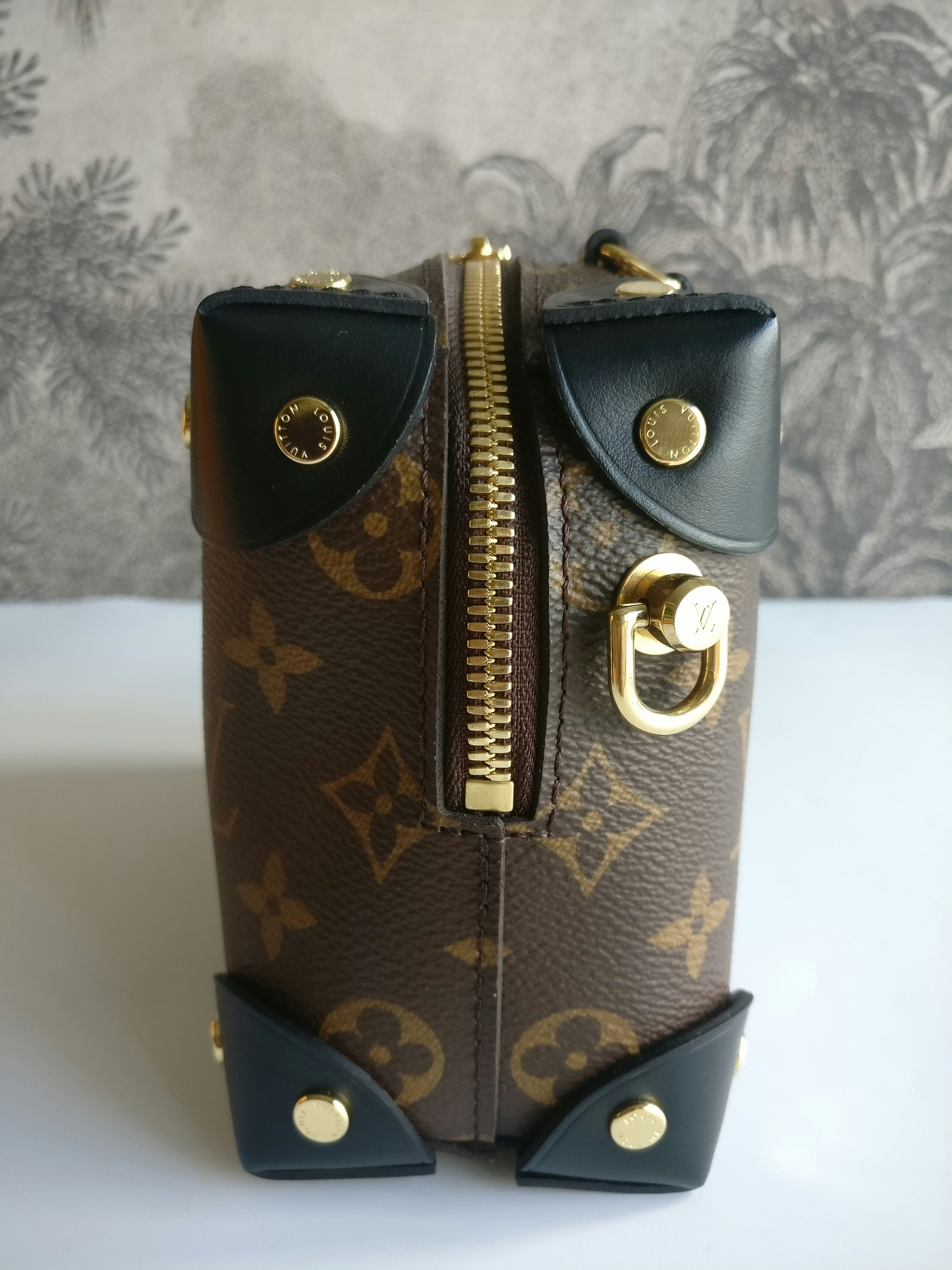 Louis Vuitton Petite Malle Souple