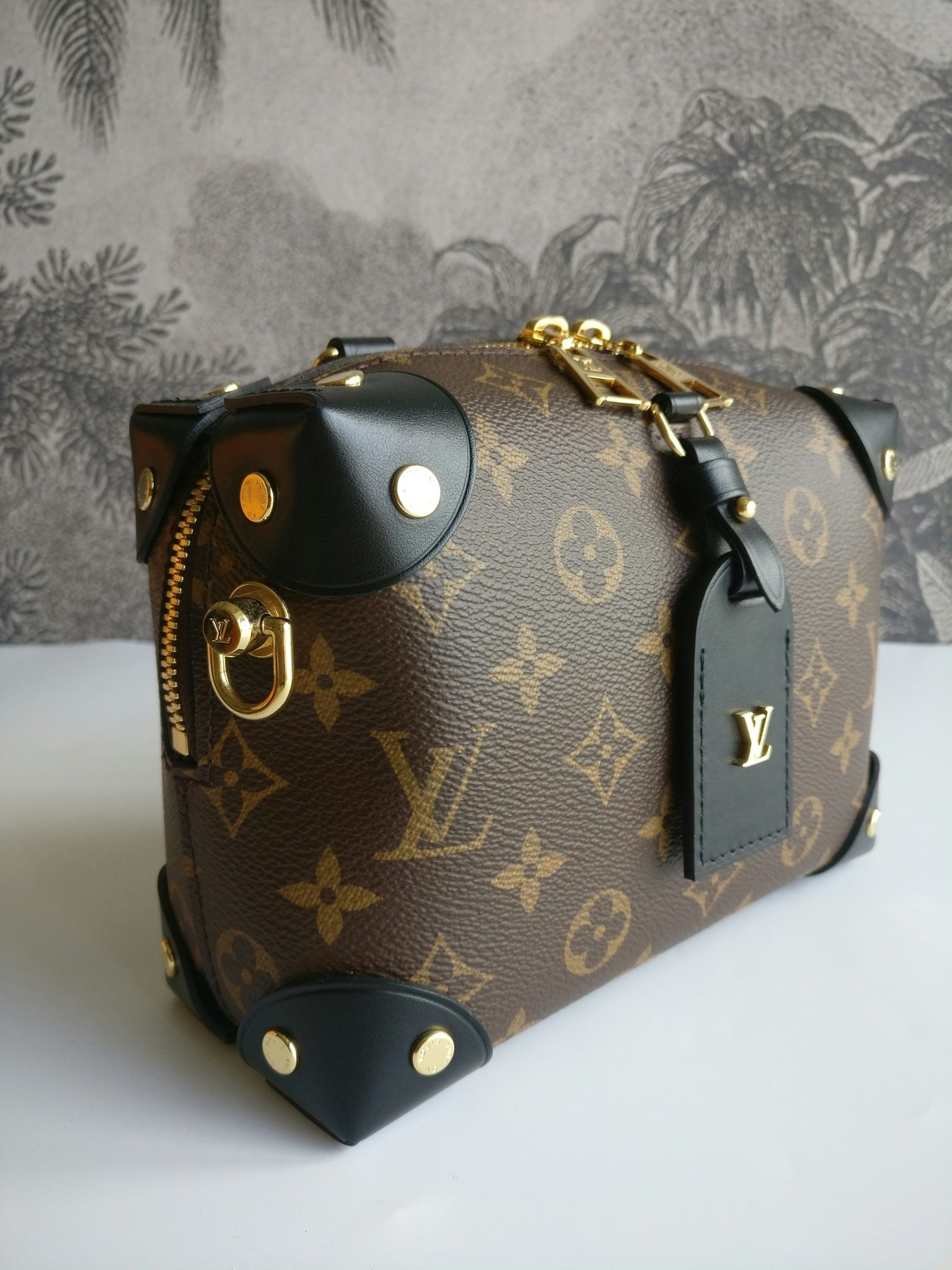 Louis Vuitton Petite Malle Souple