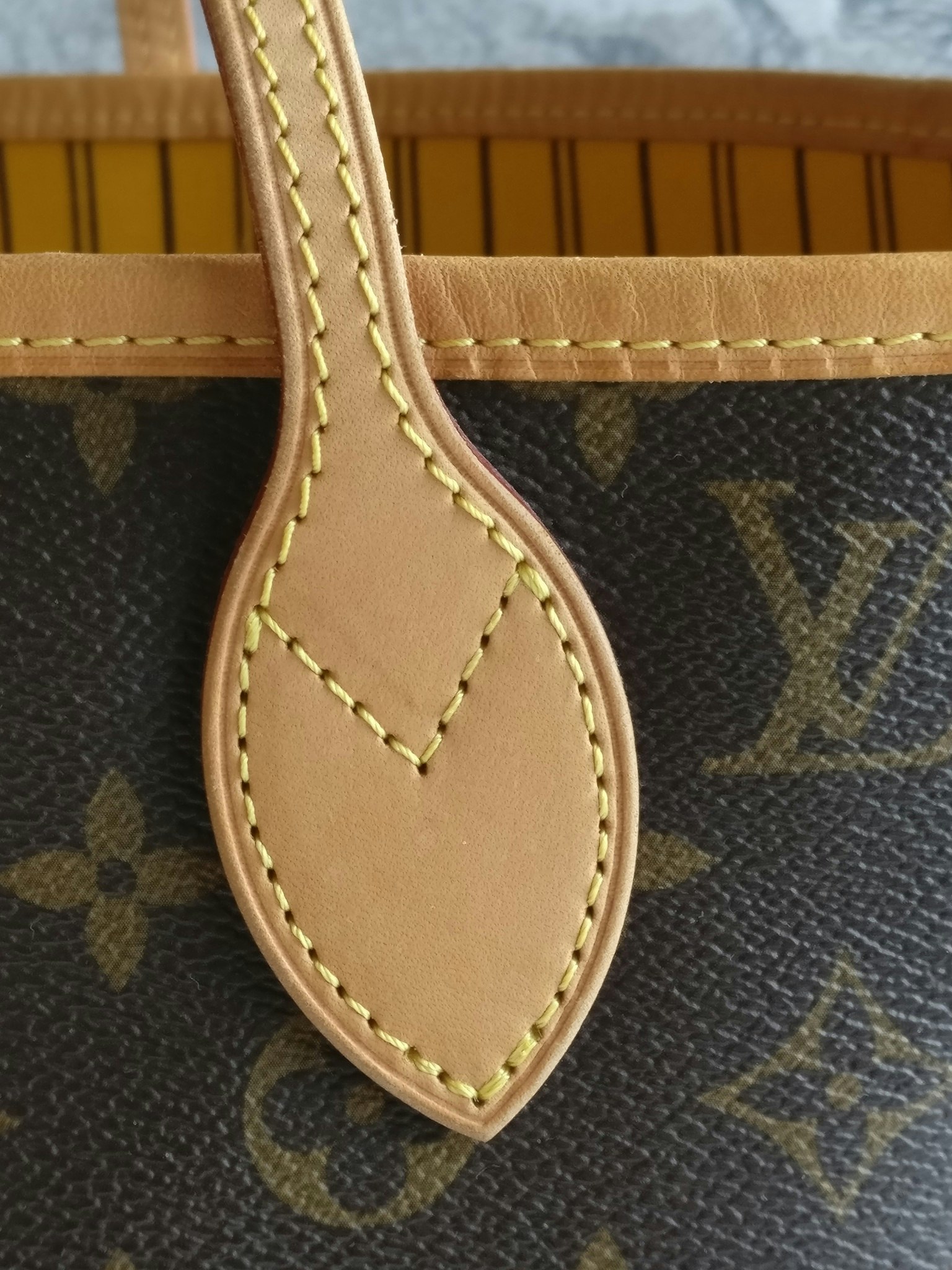 Louis Vuitton Neverfull MM mimosa limited edition