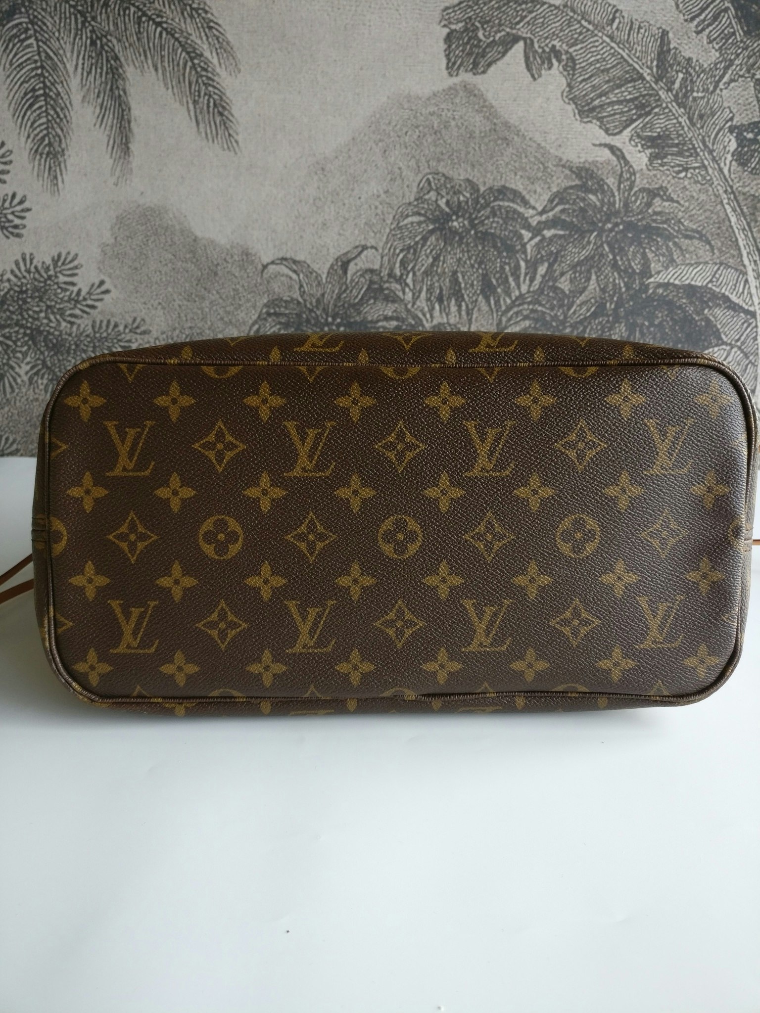 Louis Vuitton Neverfull MM mimosa limited edition