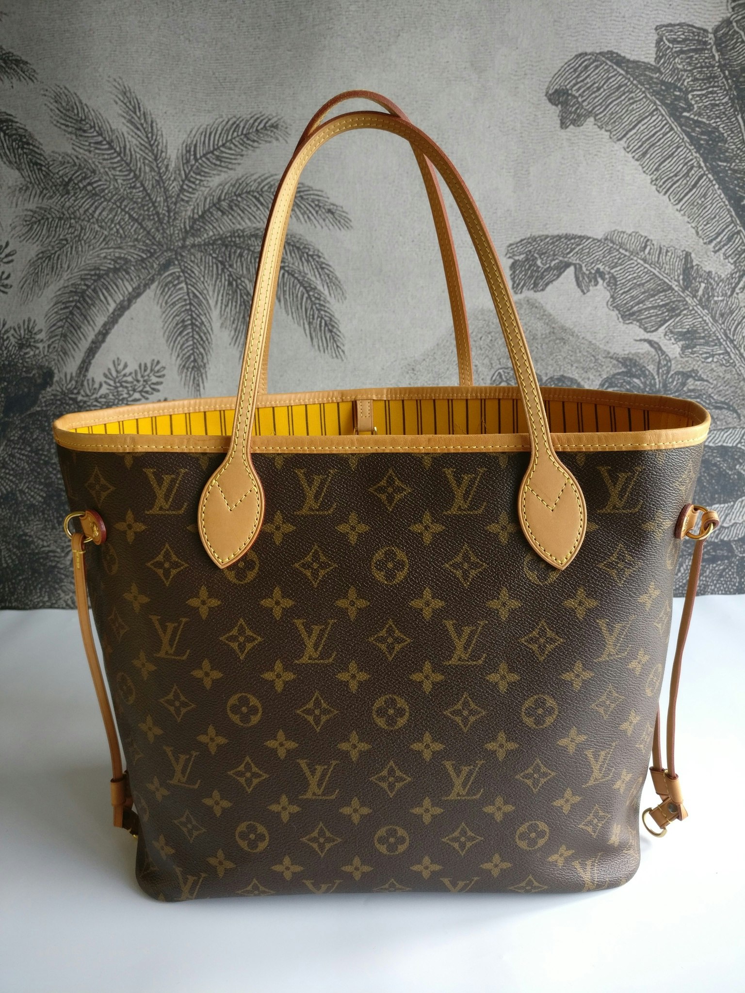 Louis Vuitton Neverfull MM mimosa limited edition