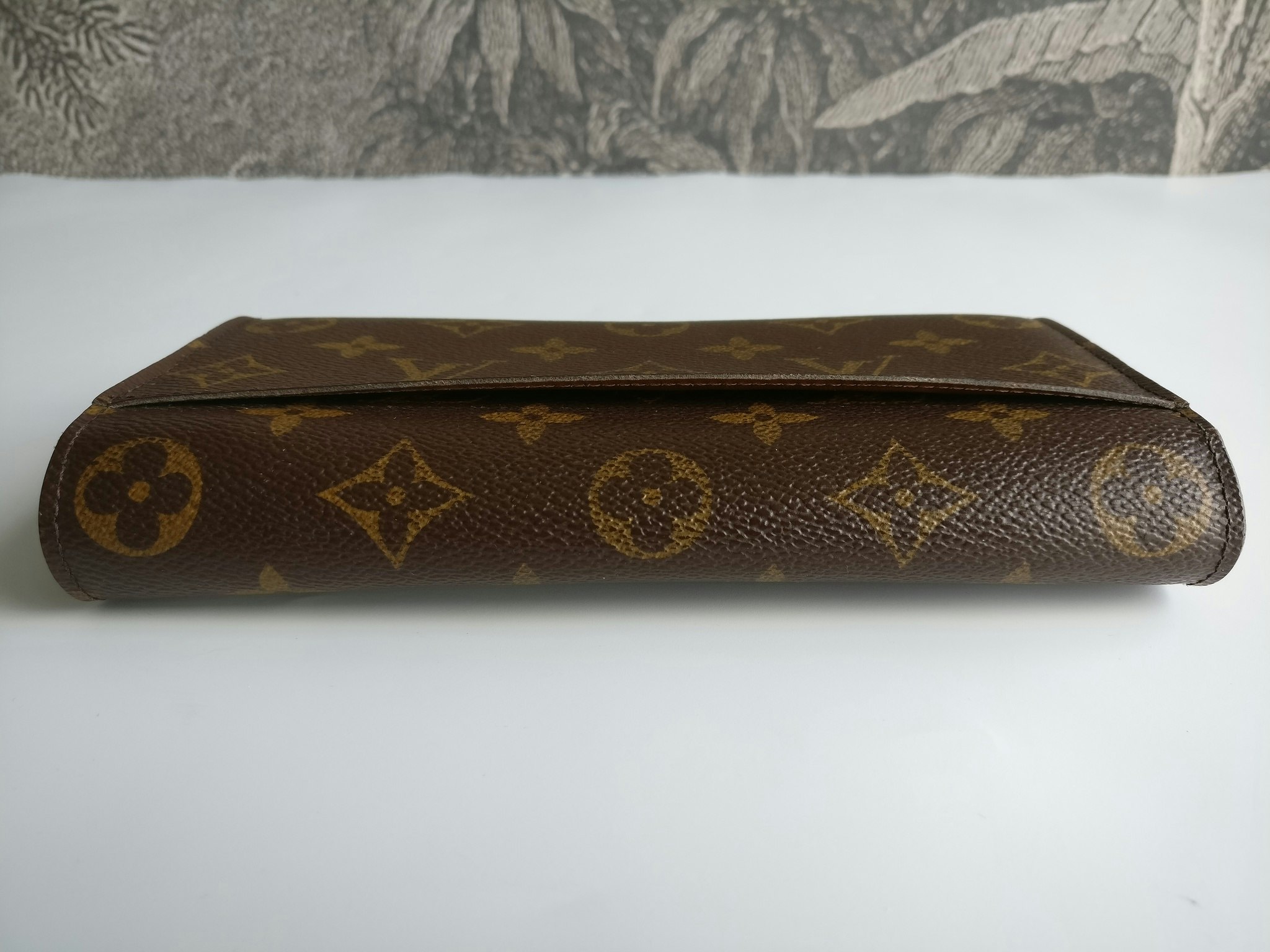 Louis Vuitton Sarah Wallet