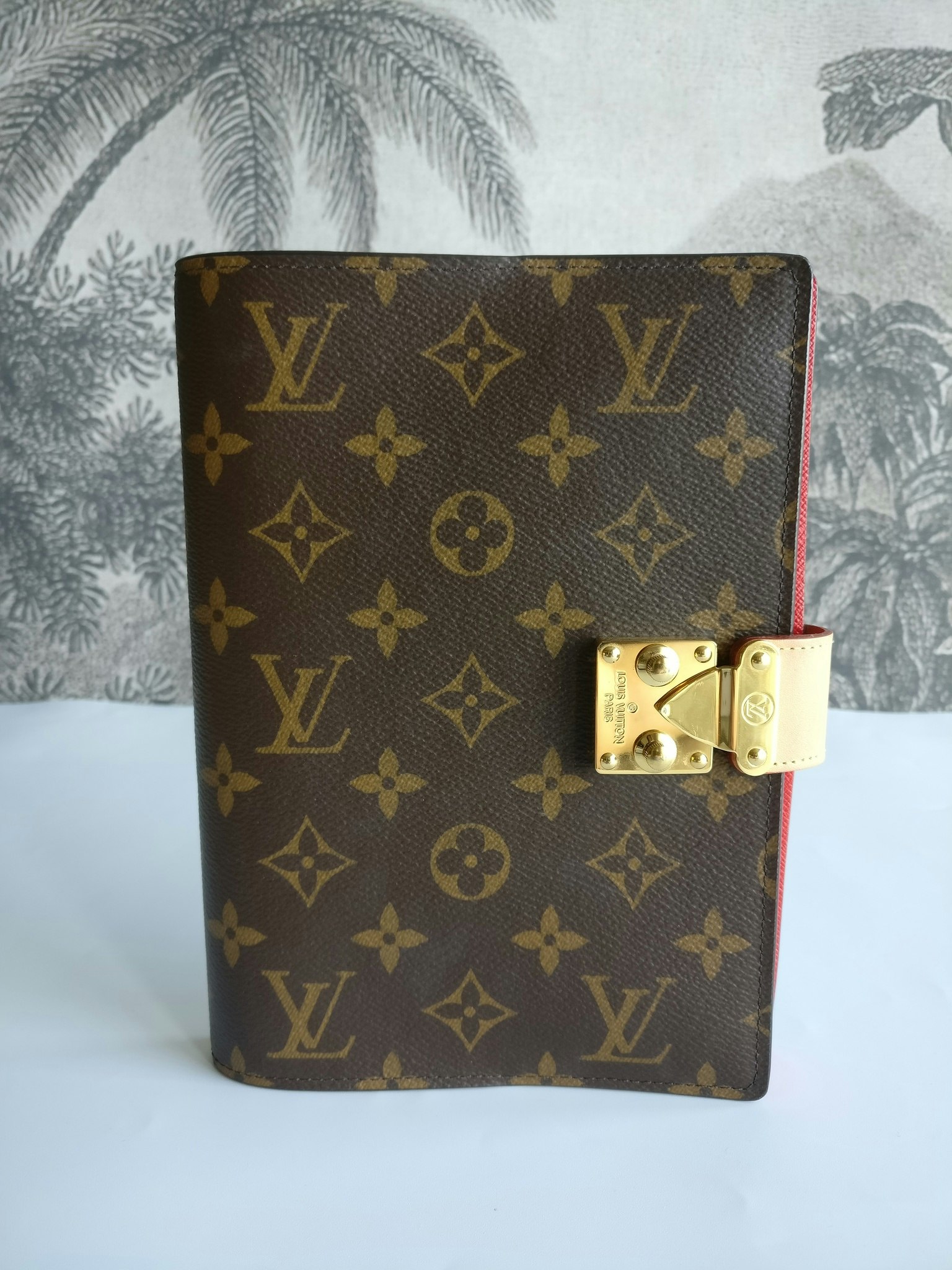 Louis Vuitton Paul MM Notebook cover