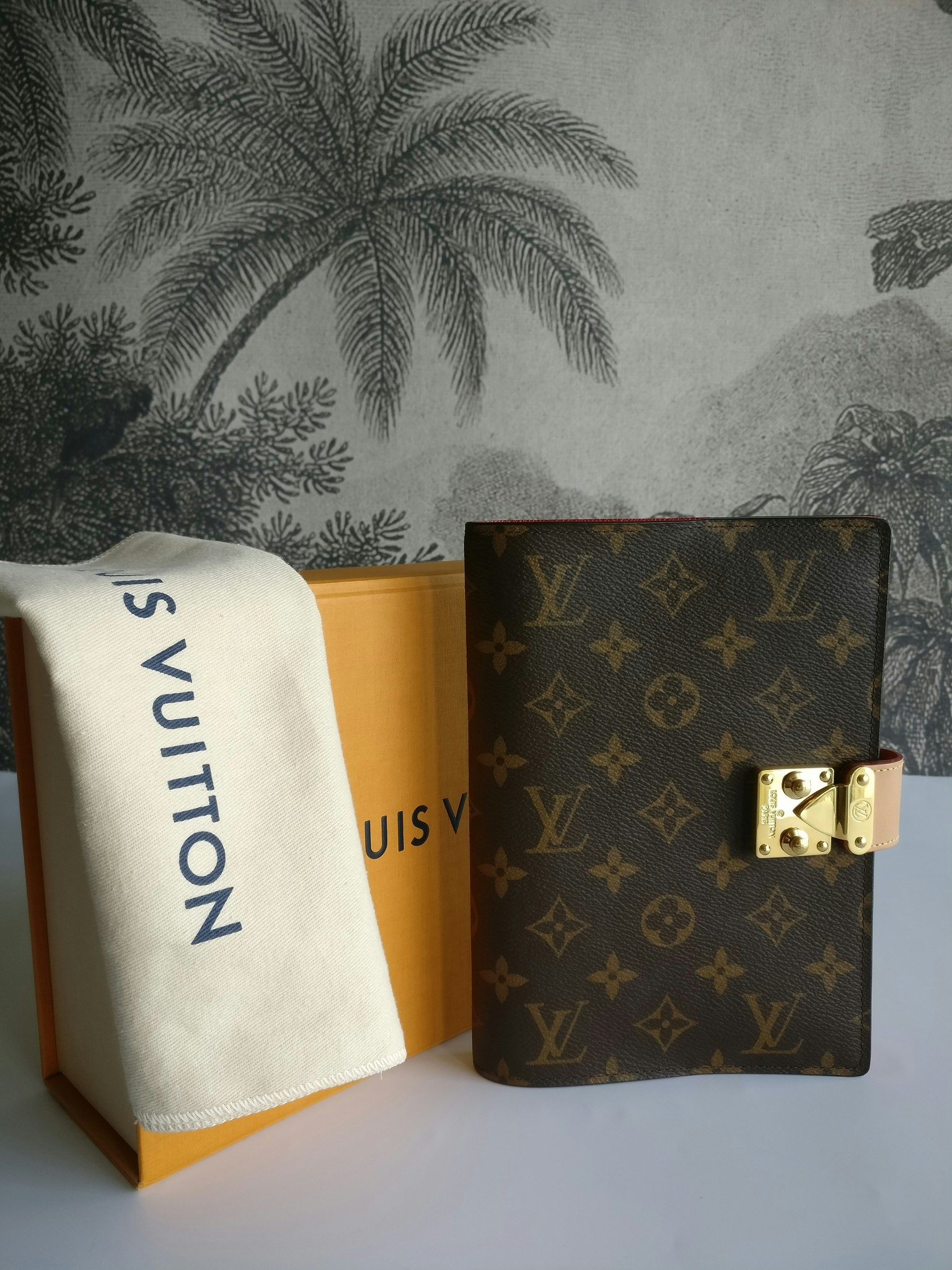 Louis Vuitton Paul MM Notebook cover