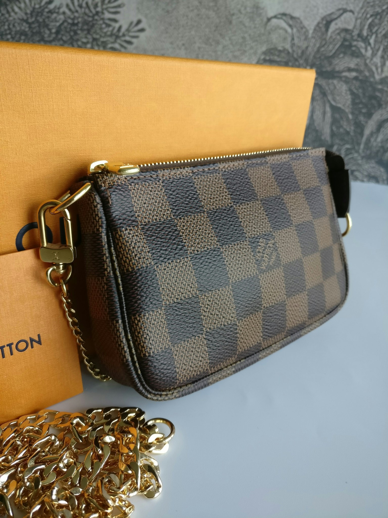 Louis Vuitton Mini Pochette Accessories Damier Ebene