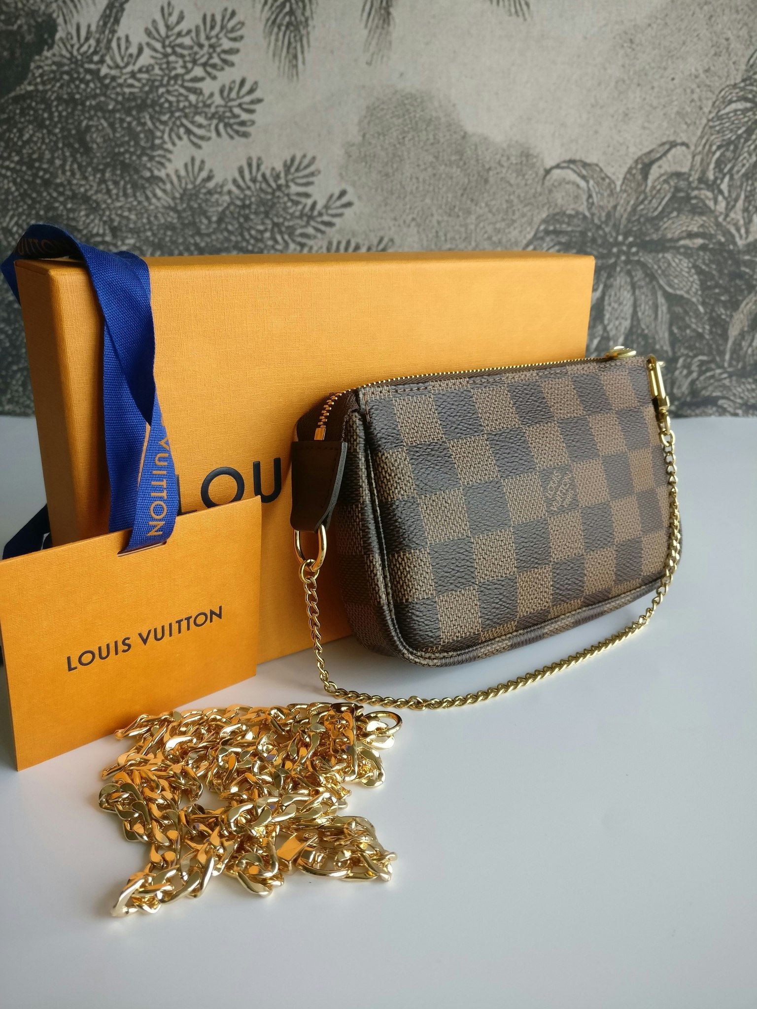 Louis Vuitton Mini Pochette Accessories Damier Ebene