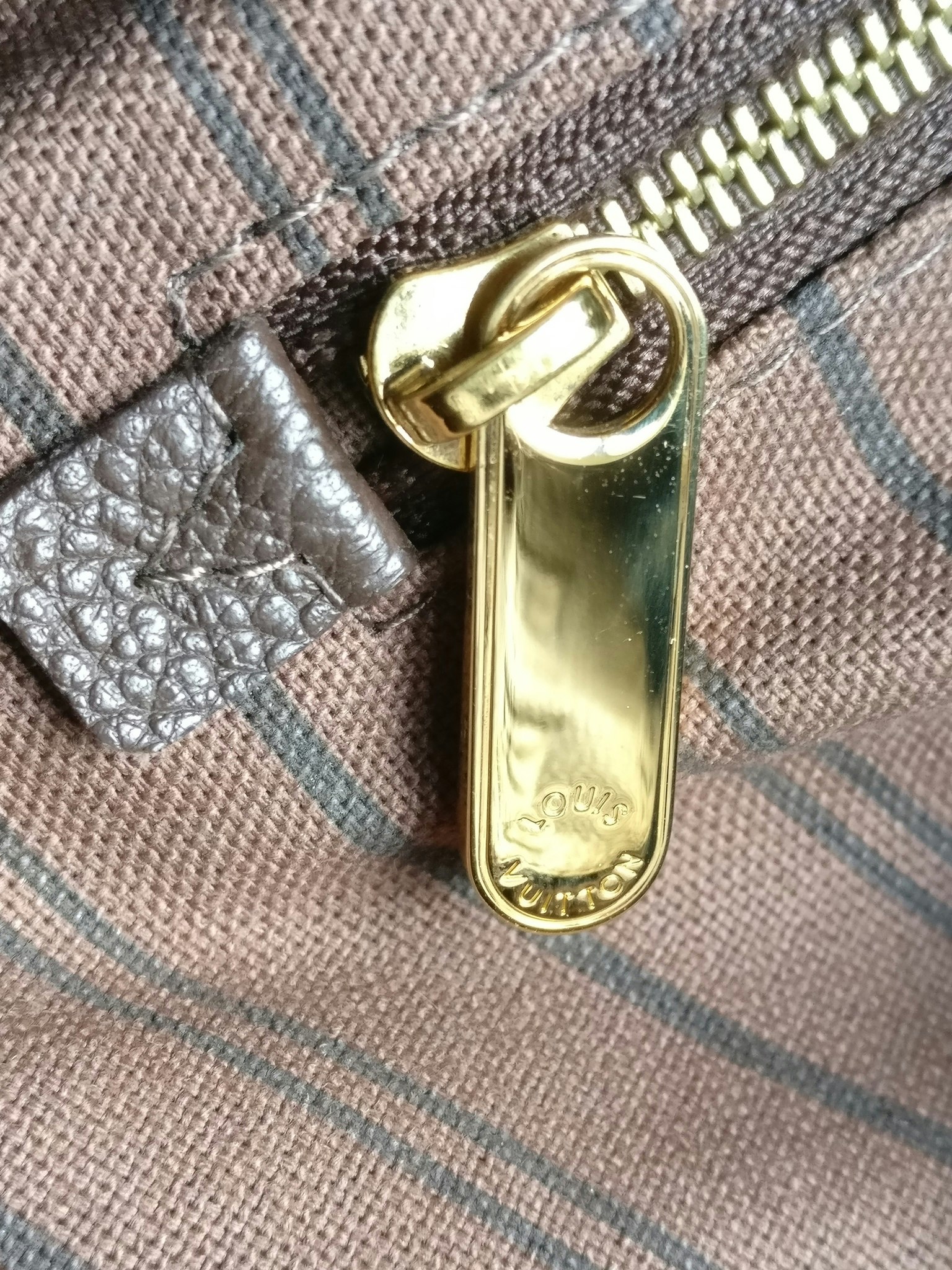 Louis Vuitton Artsy MM empreinte