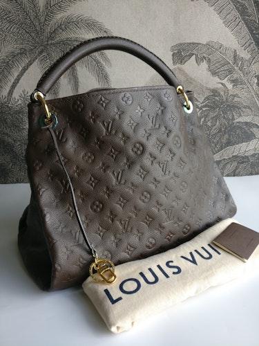 Louis Vuitton Artsy MM empreinte