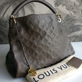 Louis Vuitton Artsy MM empreinte