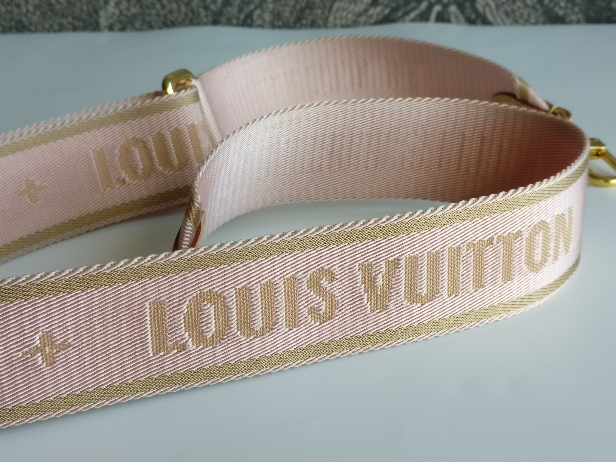 Louis Vuitton Multi Pochette Accessoires
