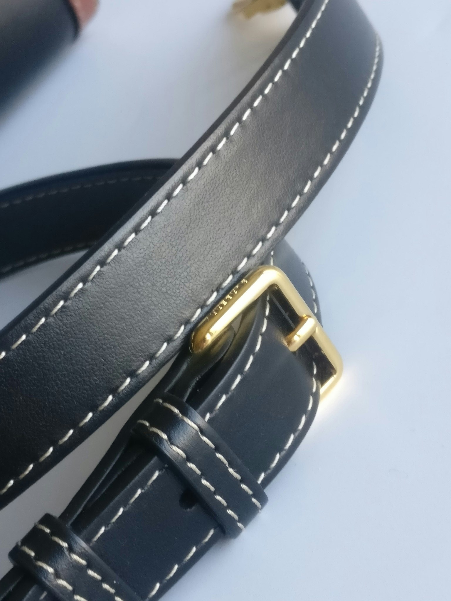 Burberry Medium Vintage Check Title tote