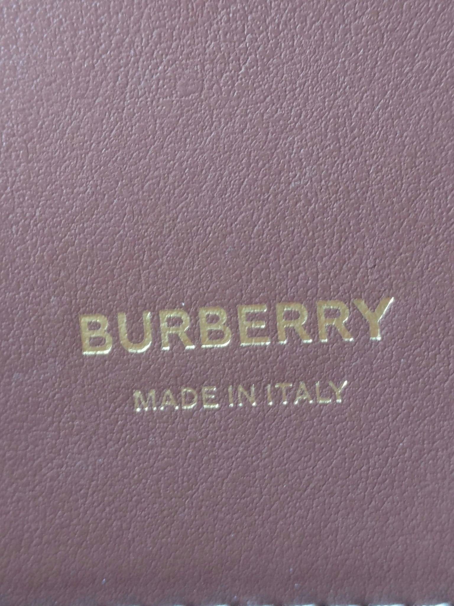 Burberry Medium Vintage Check Title tote
