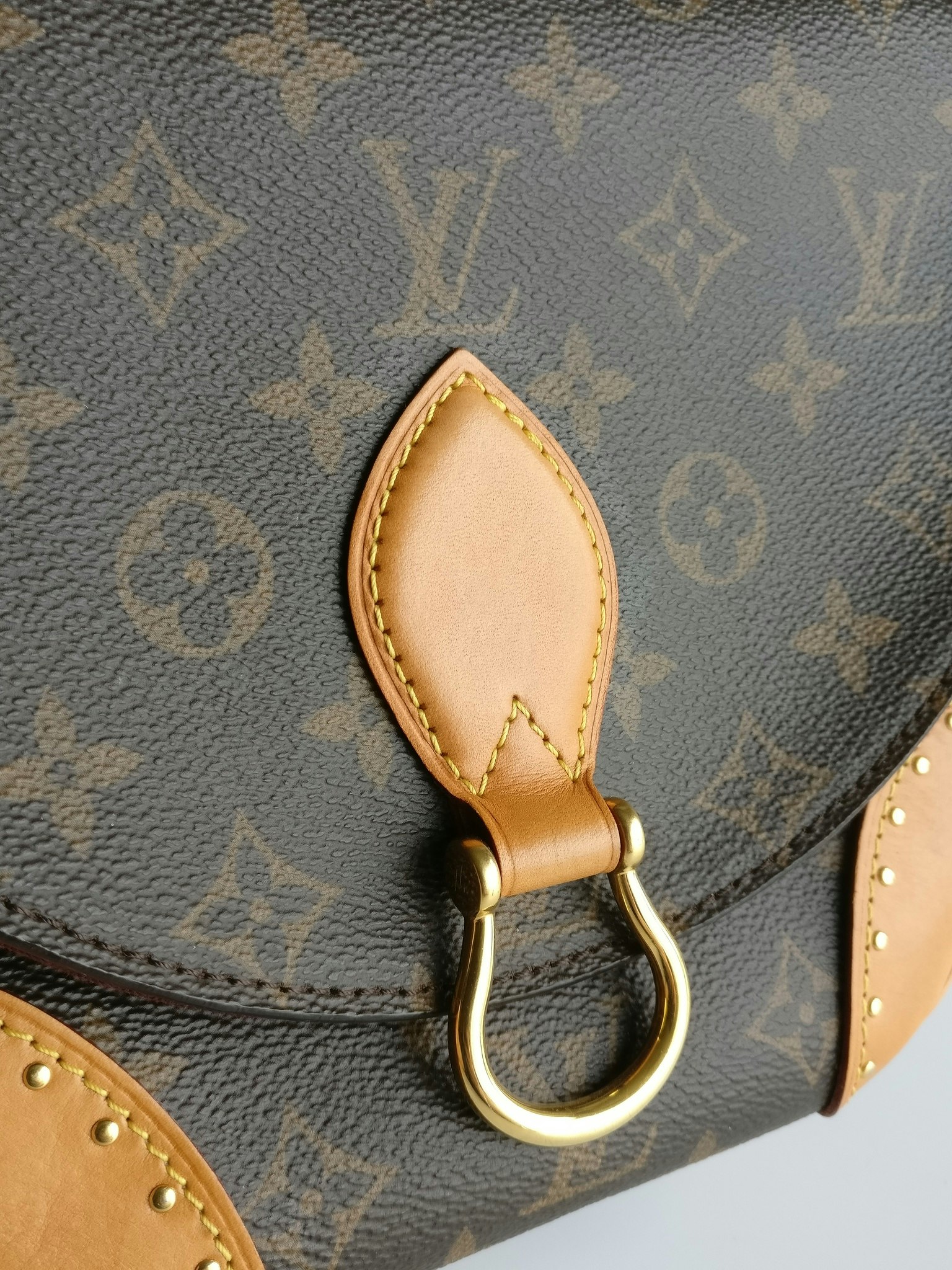 Louis Vuitton Saint Cloud new model