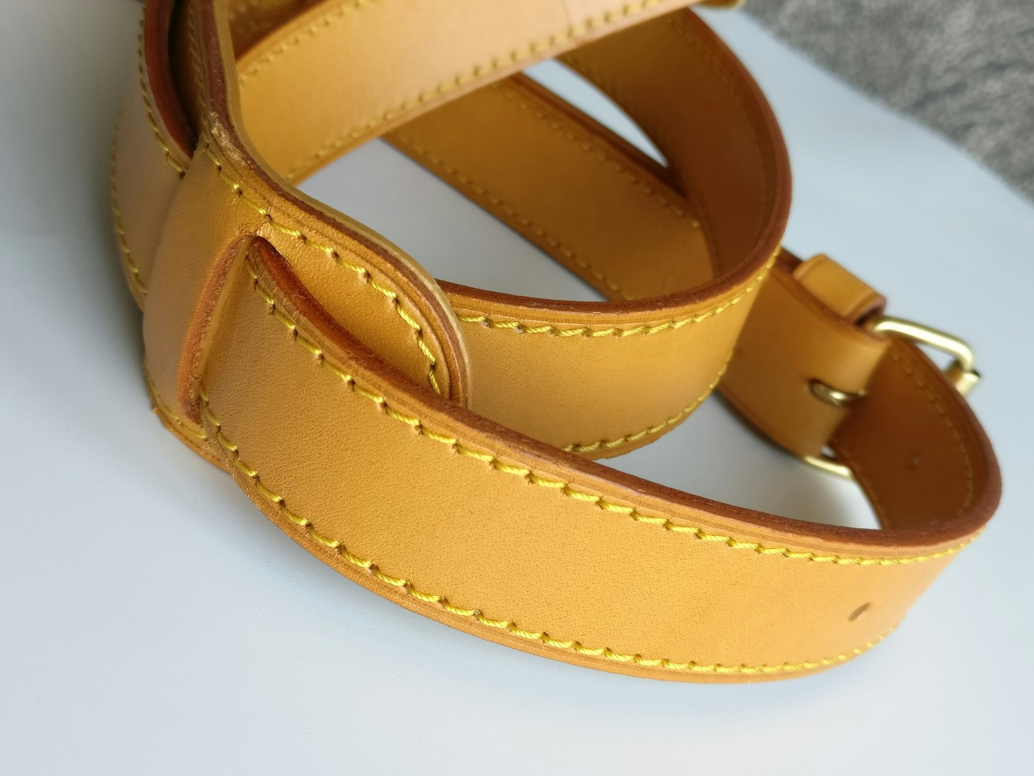 Louis Vuitton Keepall bandouliere strap