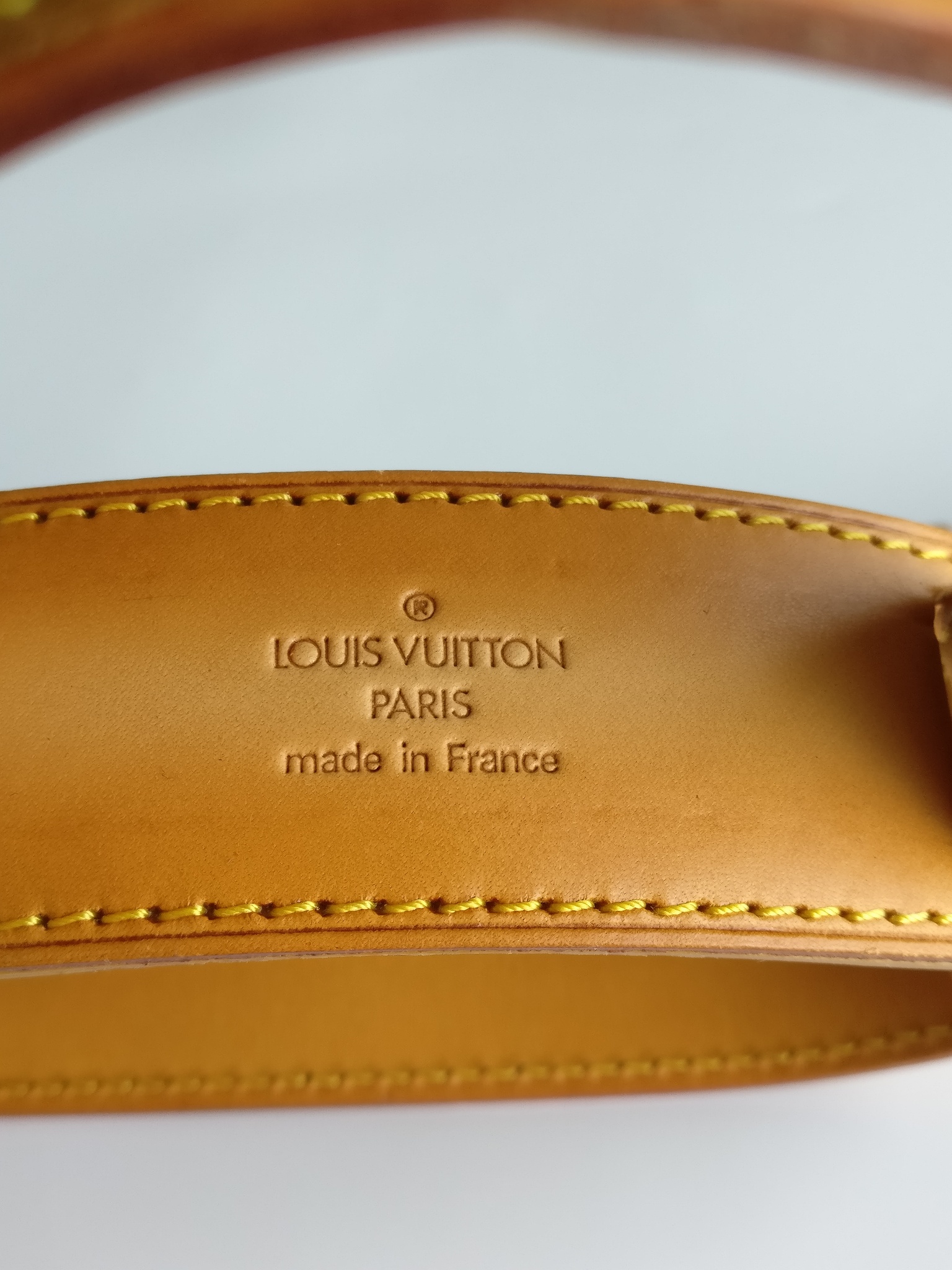 Louis Vuitton Keepall bandouliere strap