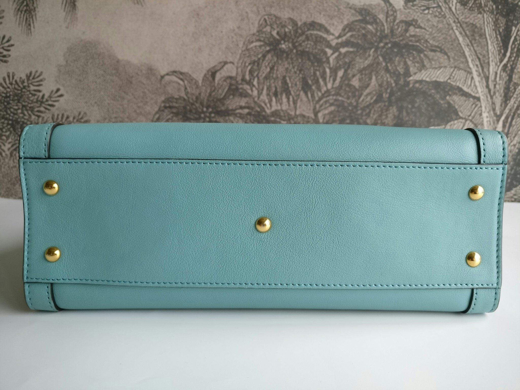 Gucci Diana Small