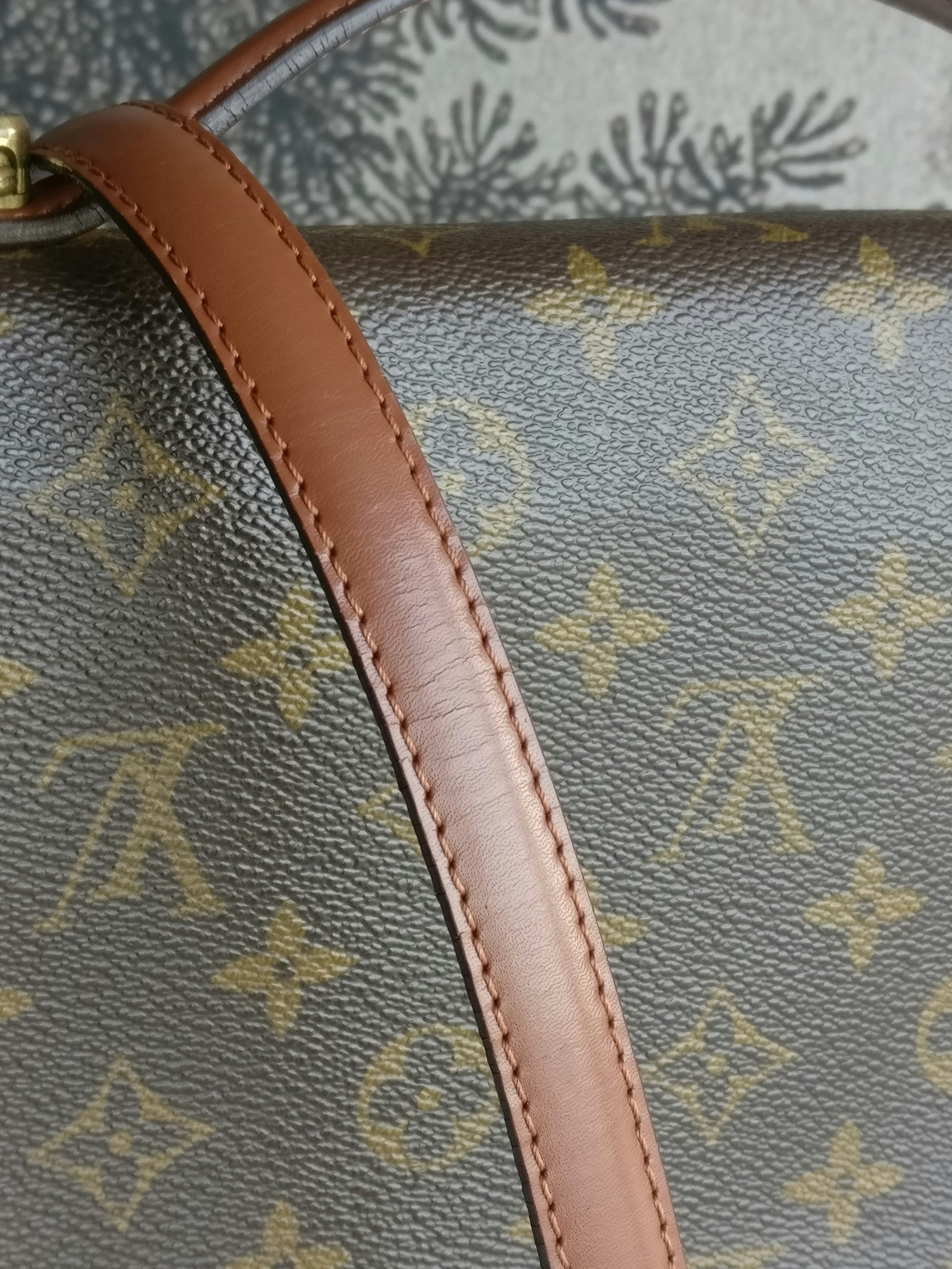 Louis Vuitton Monceau 26