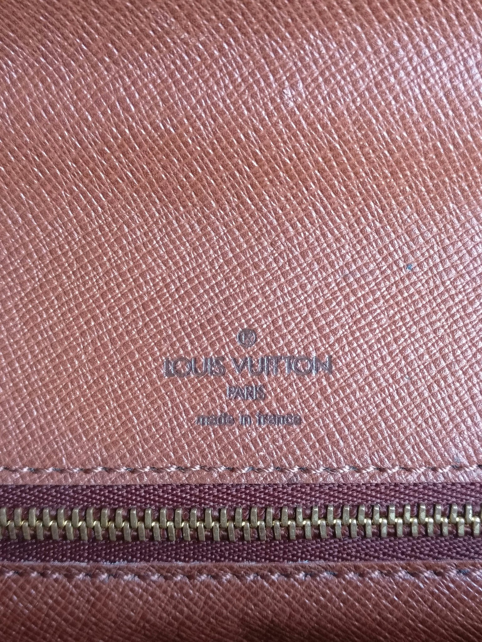 Louis Vuitton Monceau 26