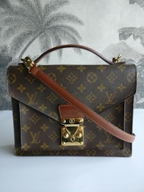 Louis Vuitton Monceau 26