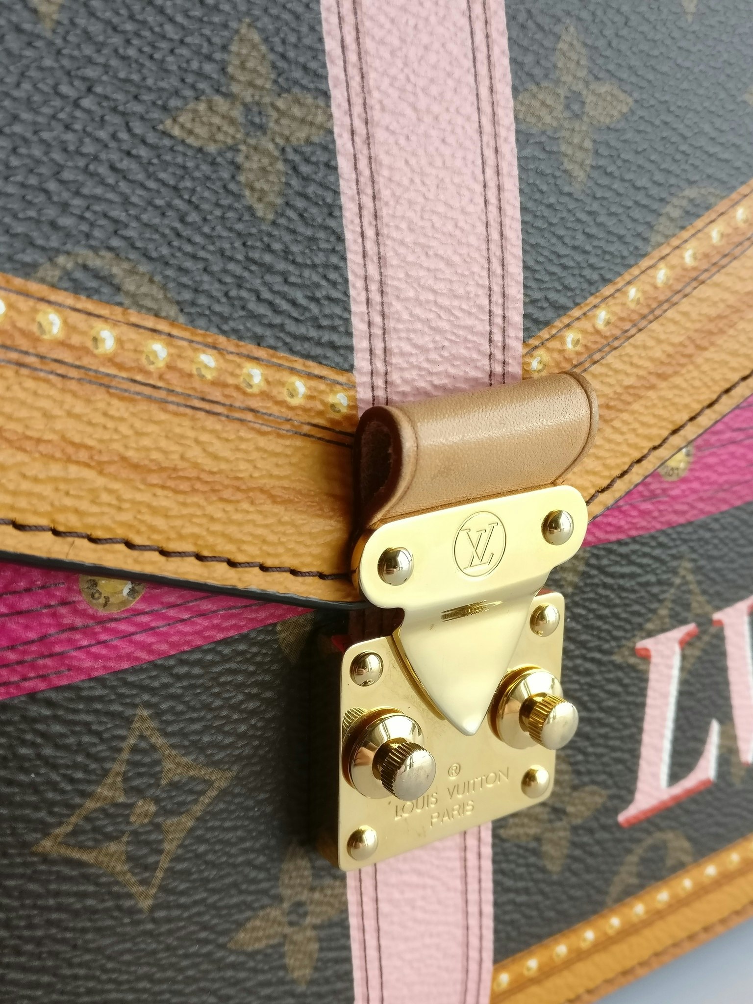 Louis Vuitton Pochette Metis Summer Trunks limited edition